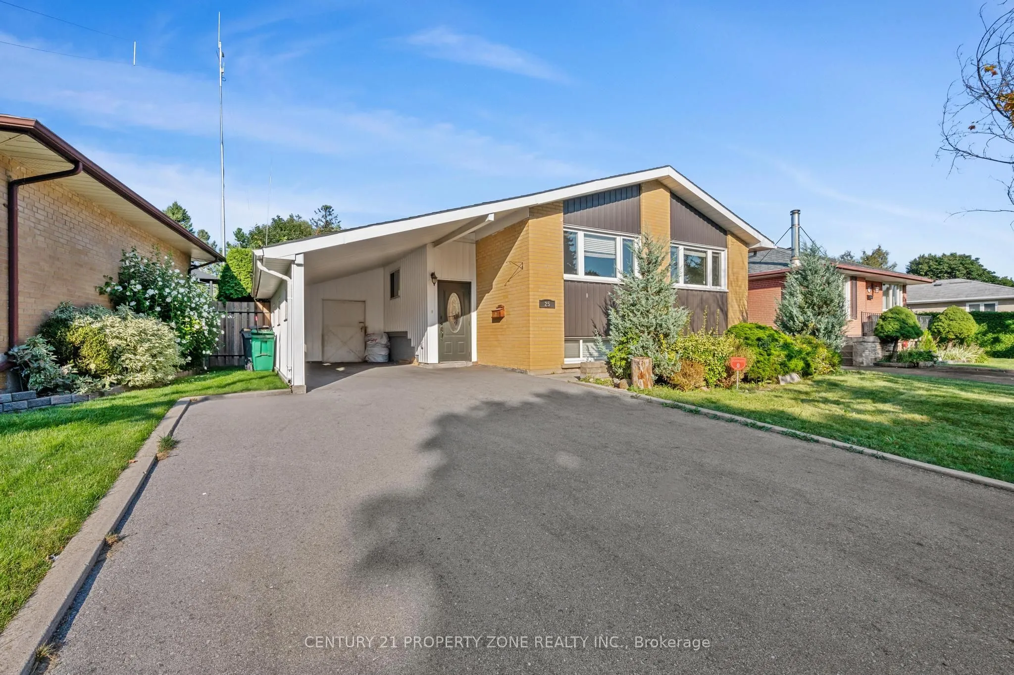 Detached Home For Sale | W13599442