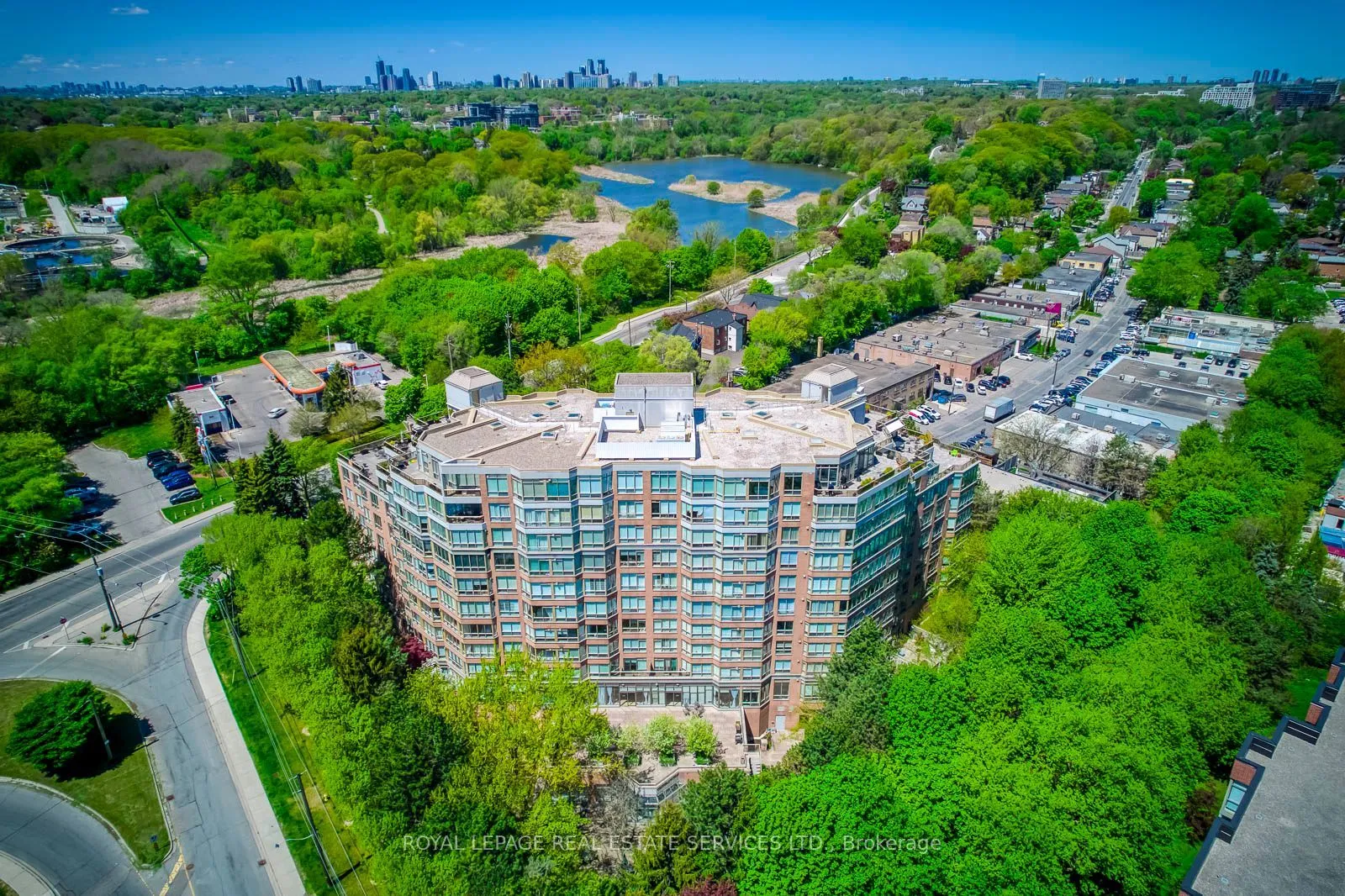 Property For Sale | W13599870
