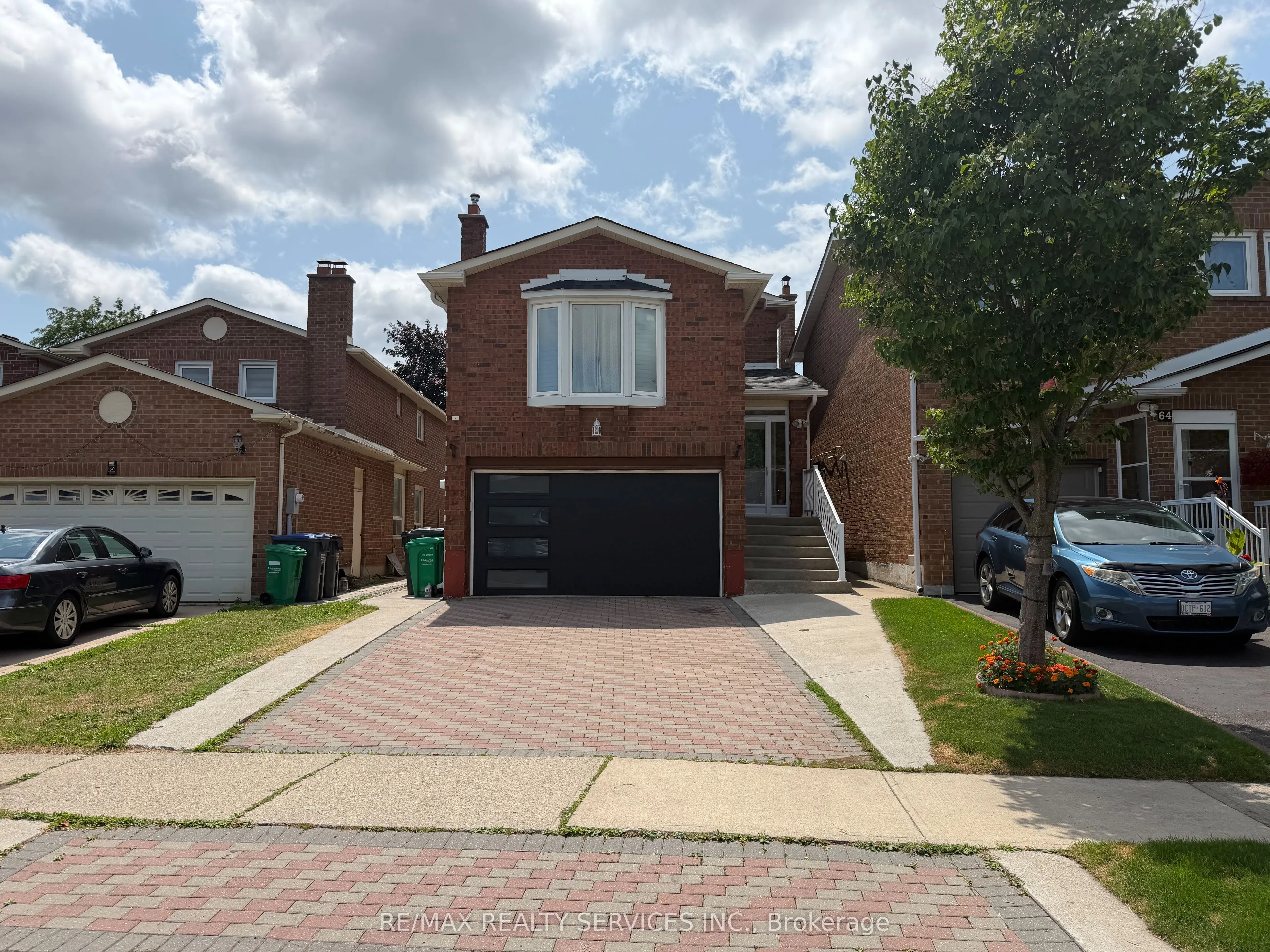 Detached Home For Lease | W13599924
