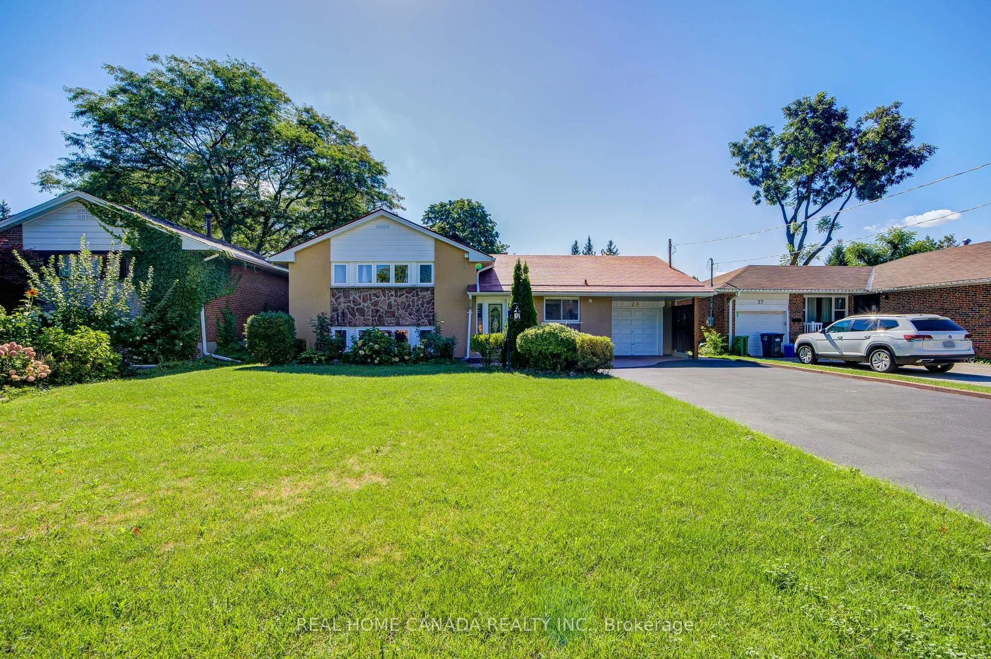 Detached Home For Sale | W13600686