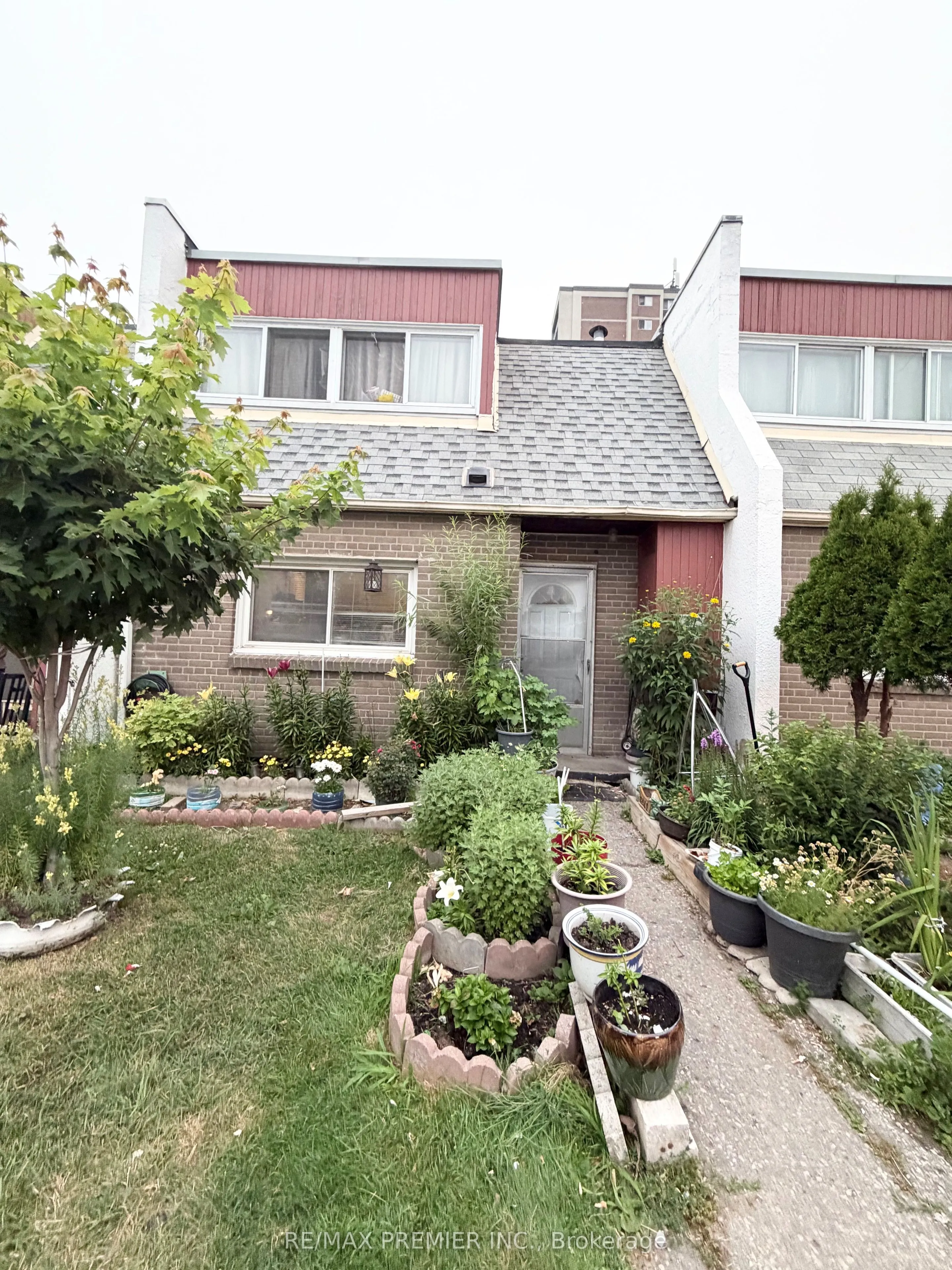 Property For Sale | W13601386