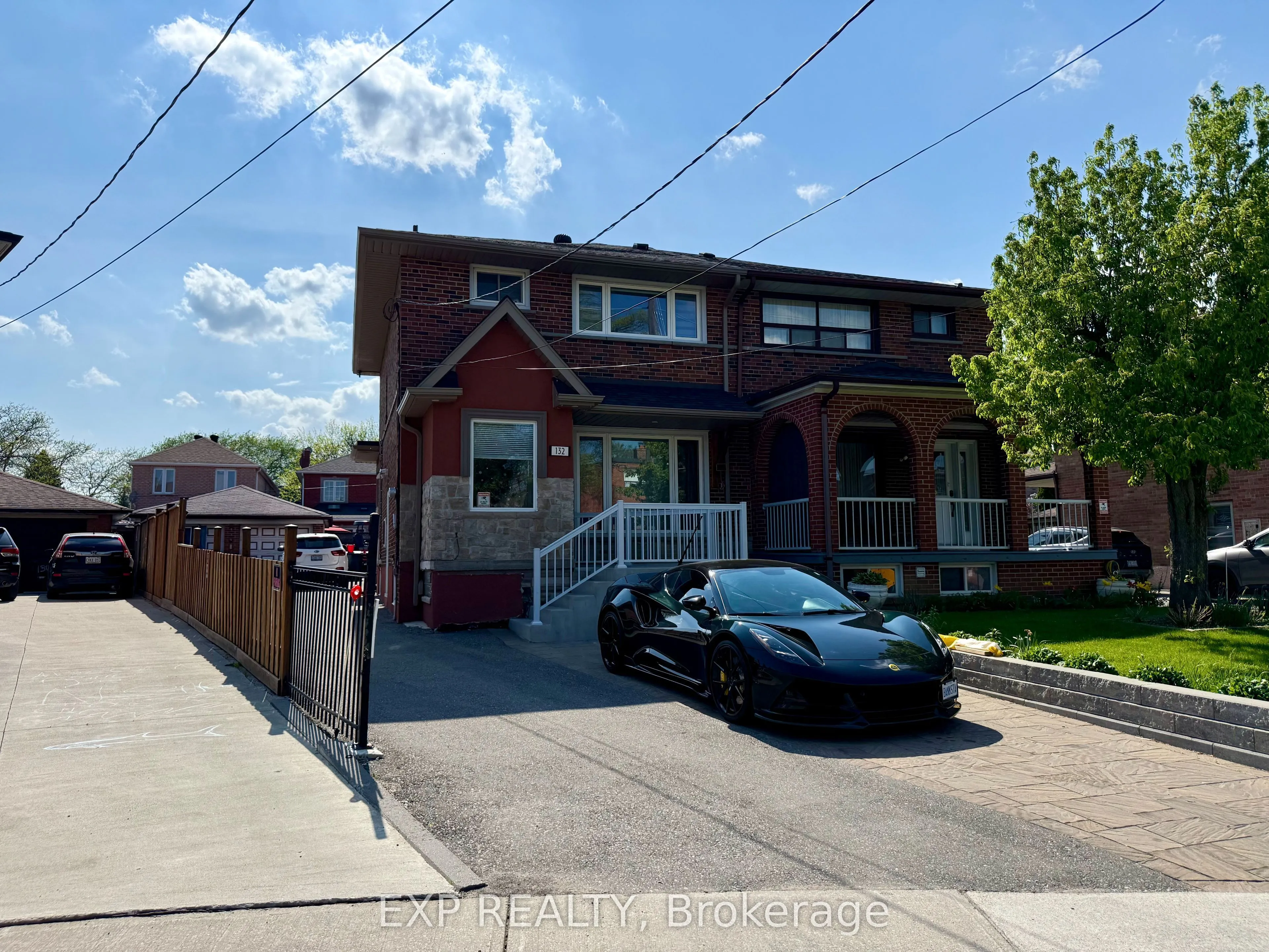 Semi-Detached Home For Lease | W13604796