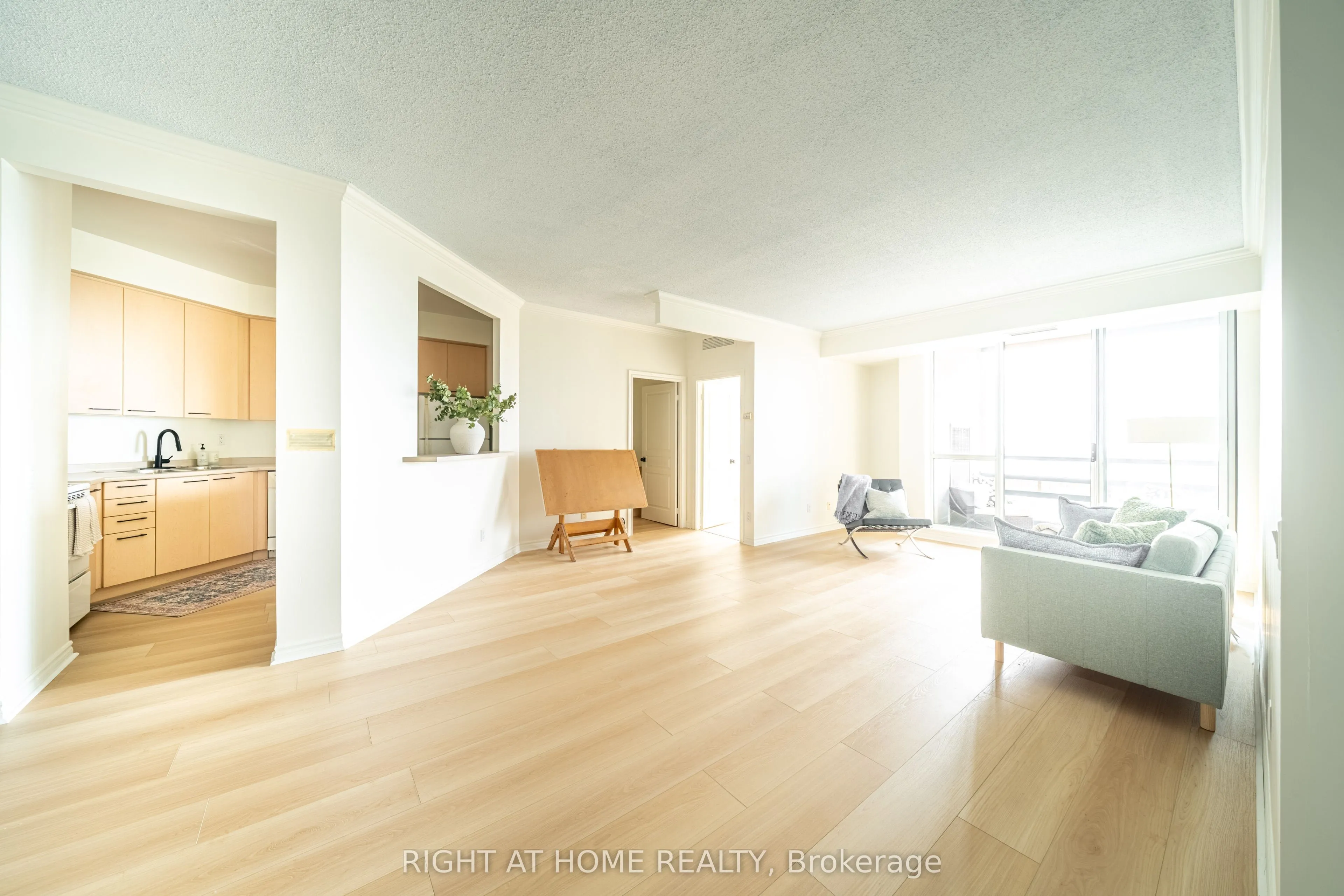 Property For Sale | W13611360