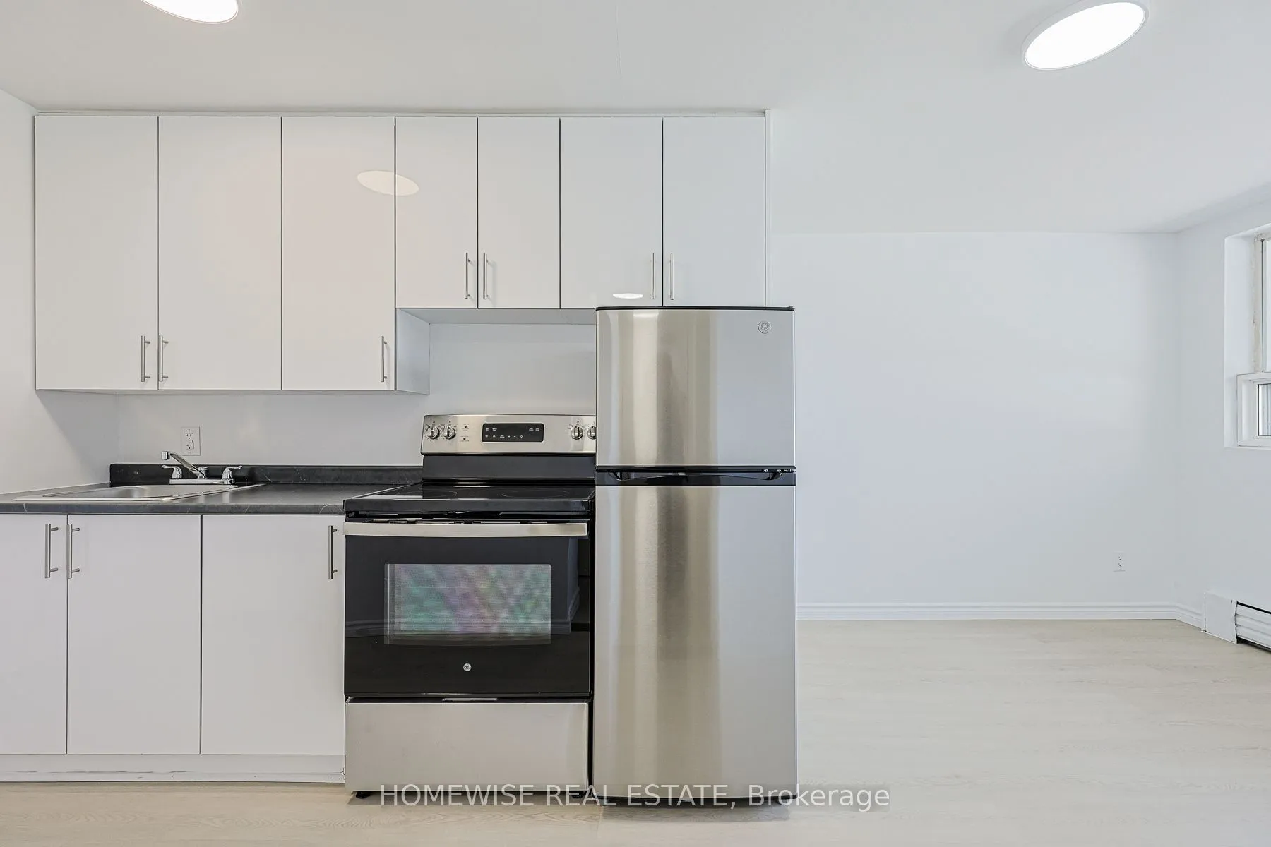 Multiplex For Lease | W13612504
