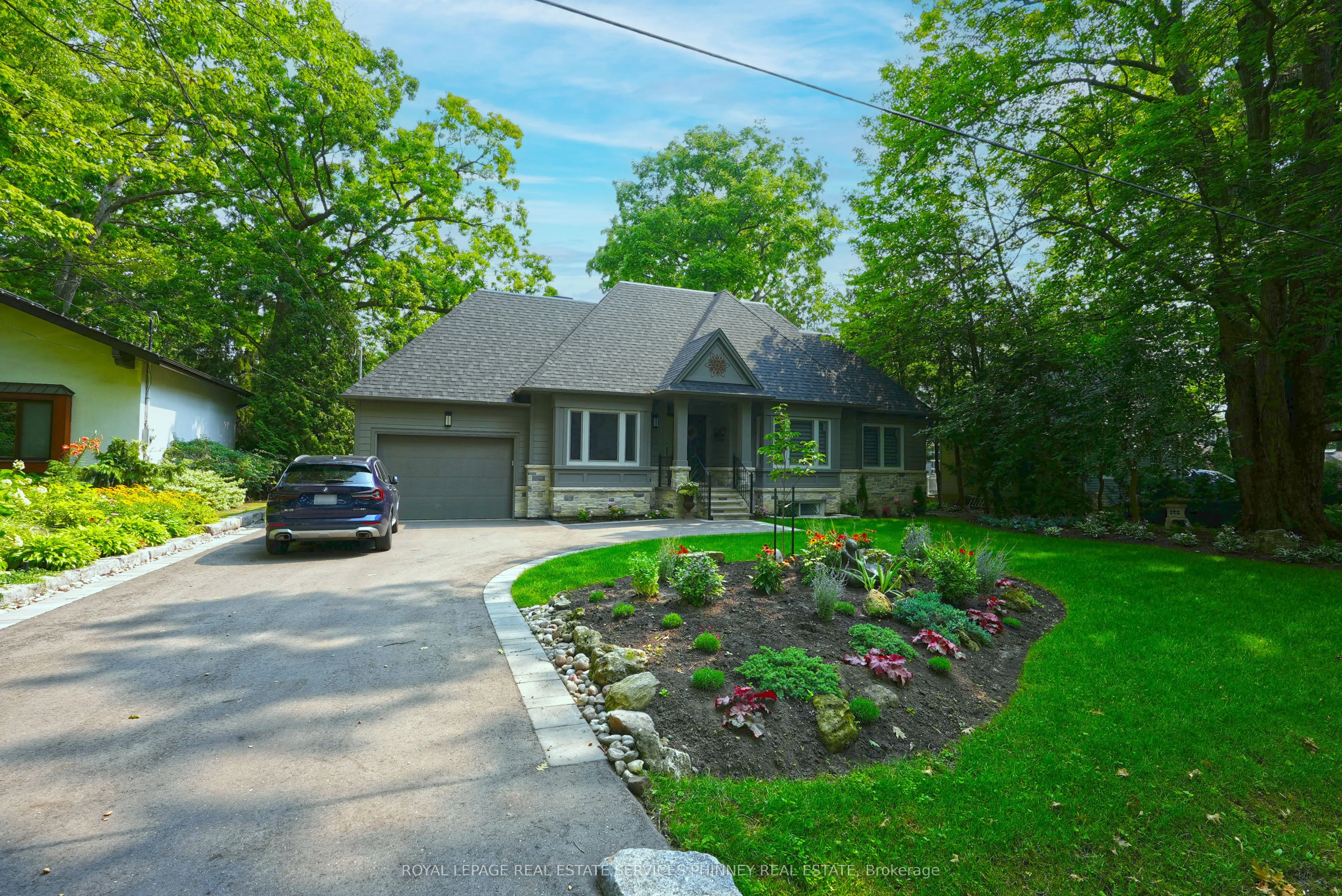 Detached Home For Lease | W13613146