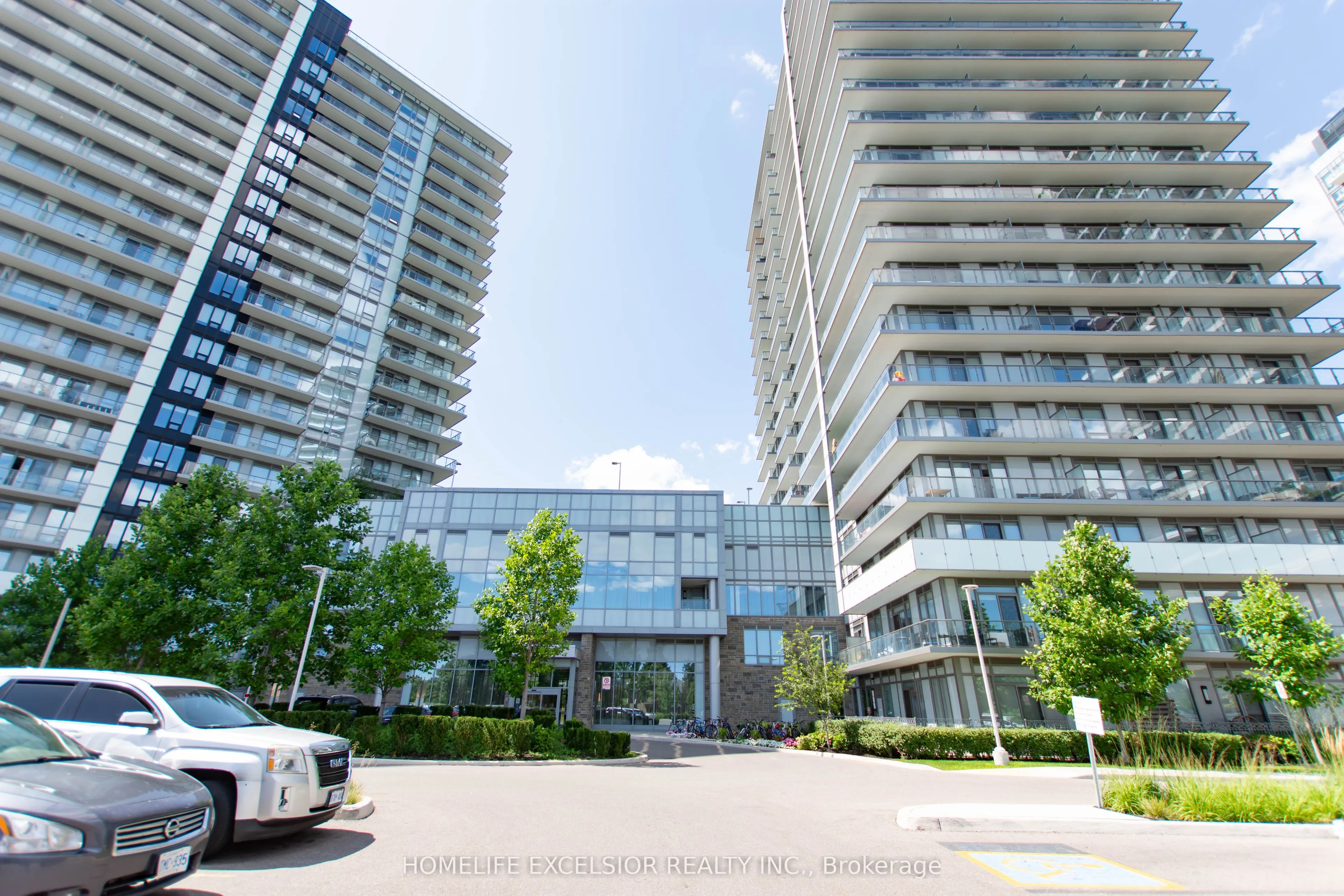 Property For Sale | W13614984