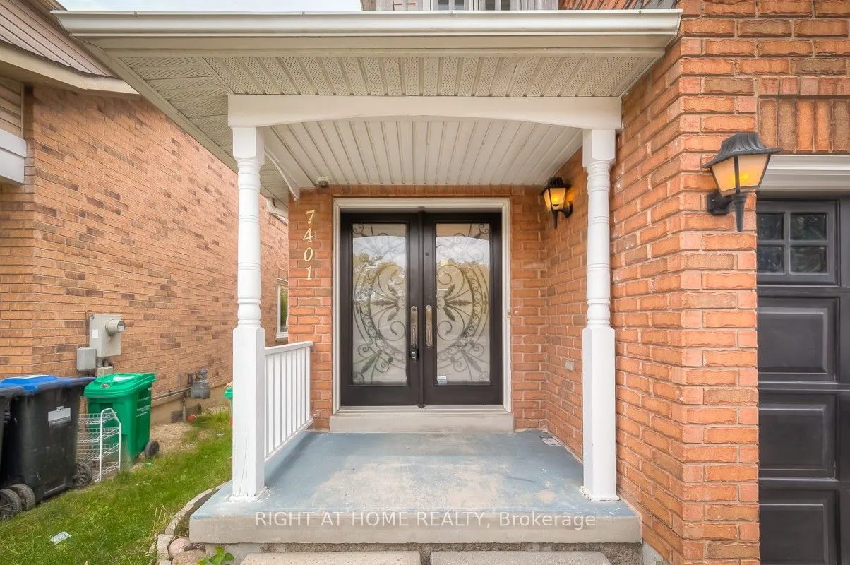 Semi-Detached Home For Lease | W13615448