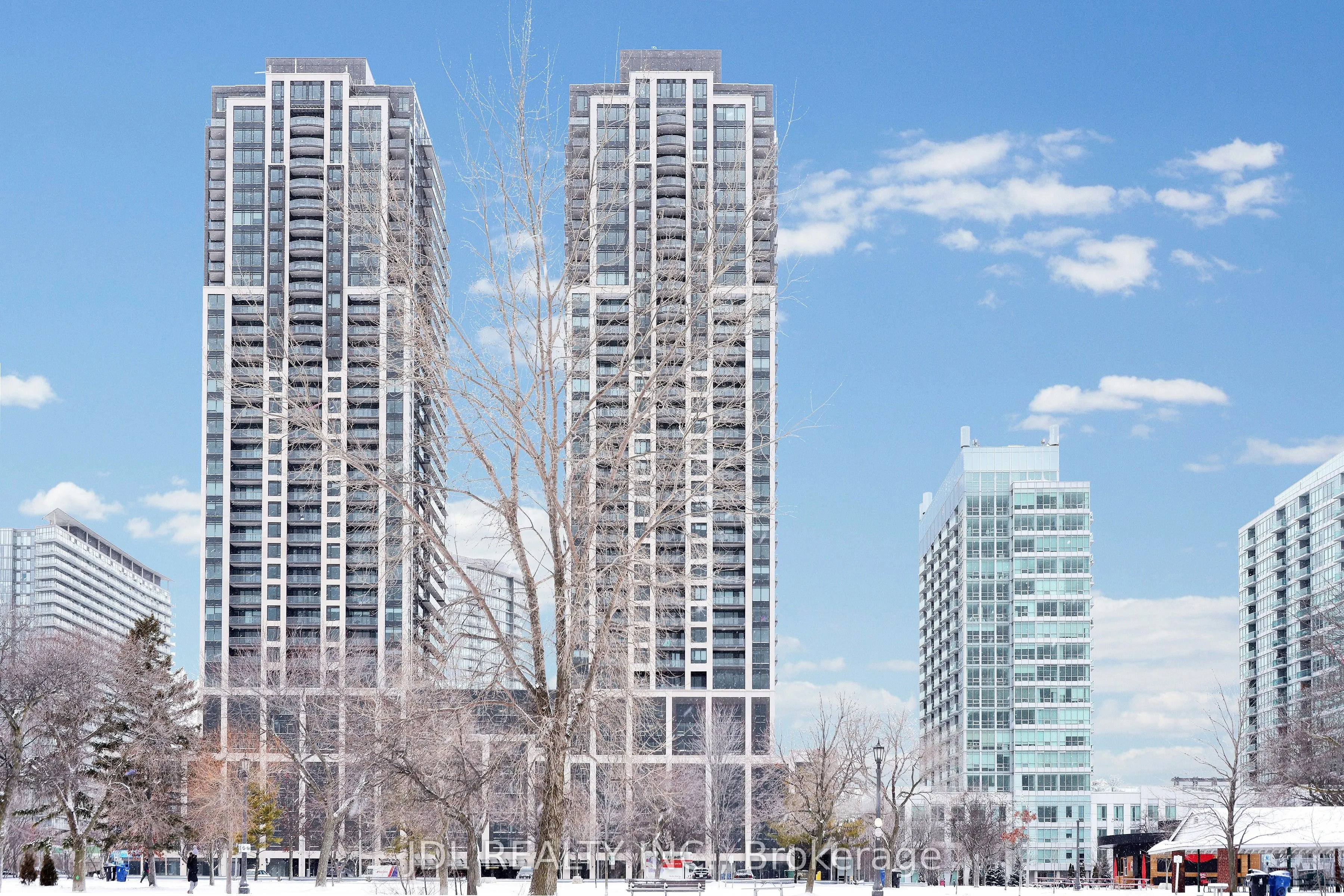 Property For Lease | W13615712