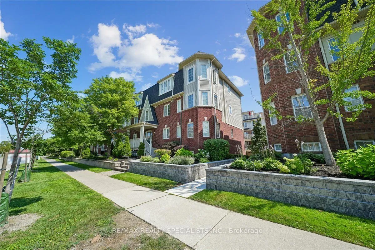 Property For Sale | W13616170