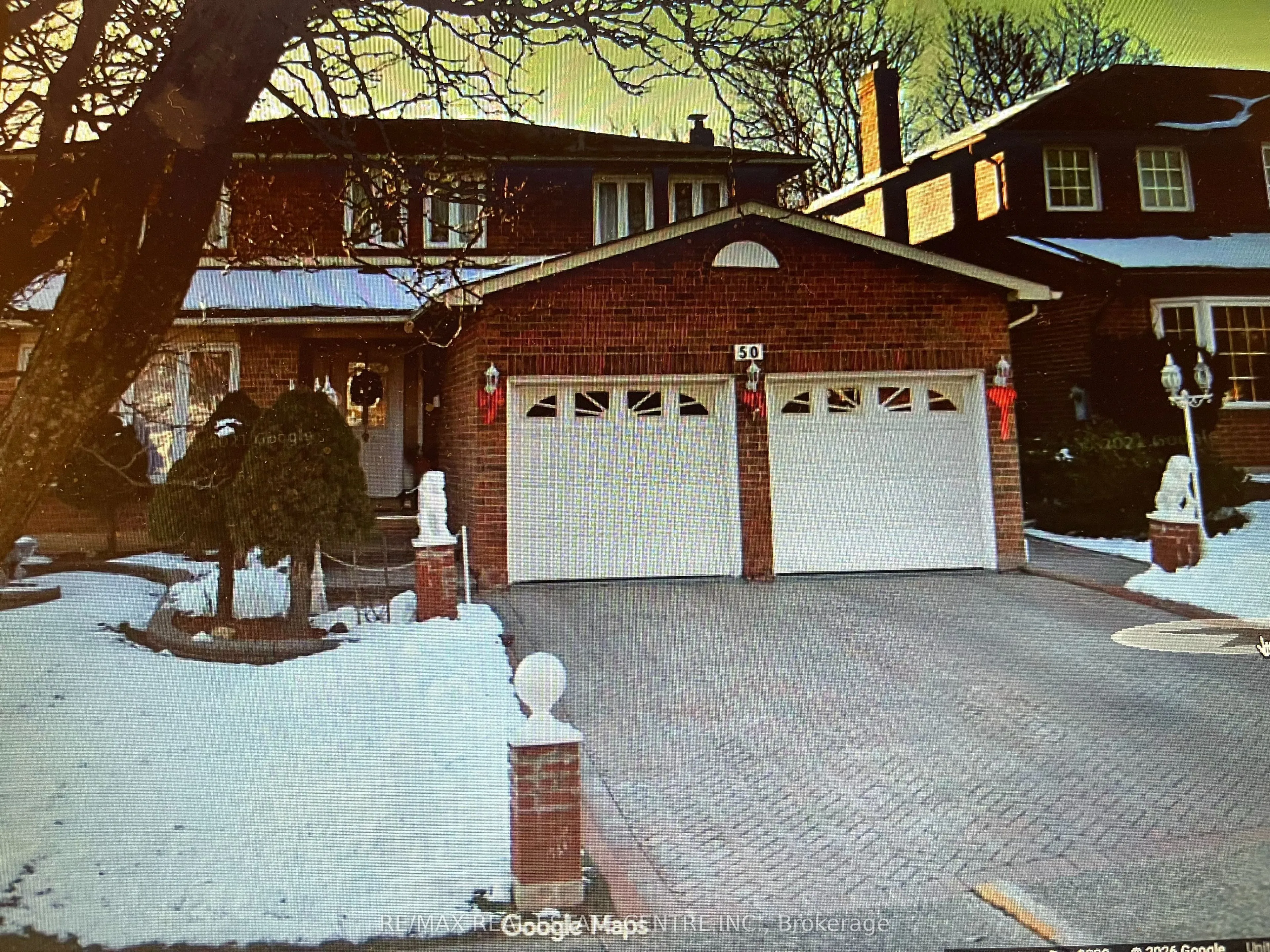 Detached Home For Lease | W13618036