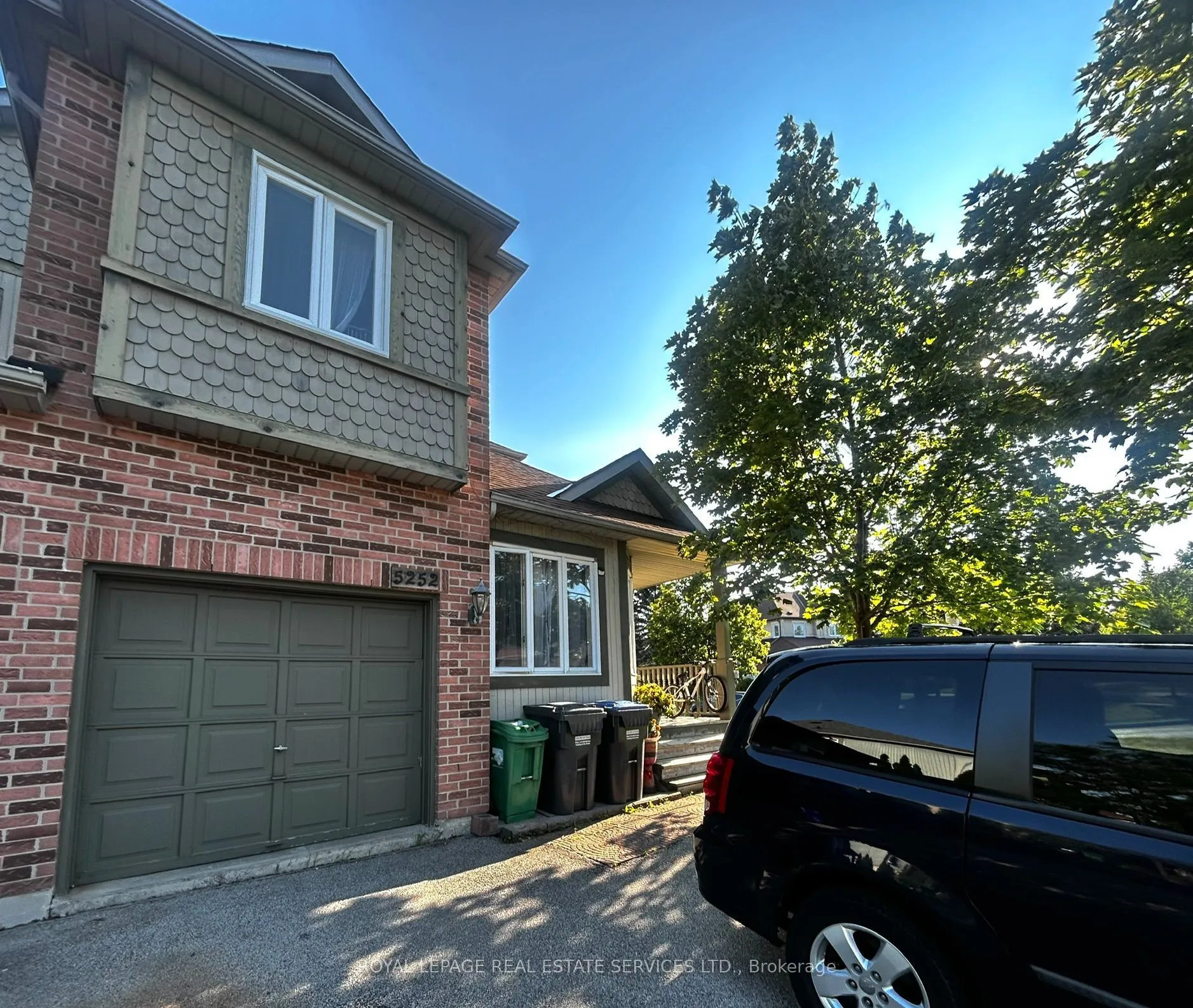 Semi-Detached Home For Lease | W13618536