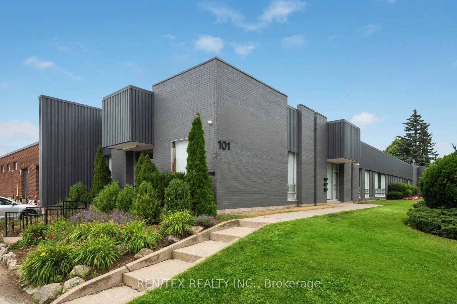 Industrial Property For Lease | W13619814