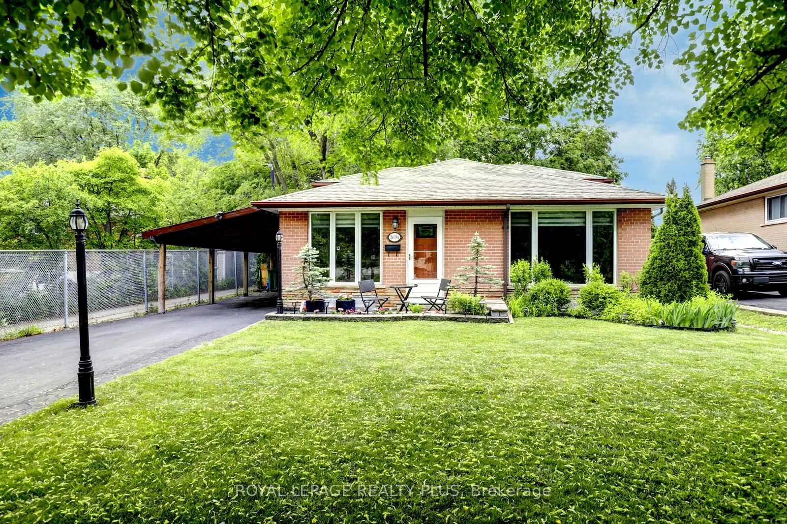 Detached Home For Sale | W13620336