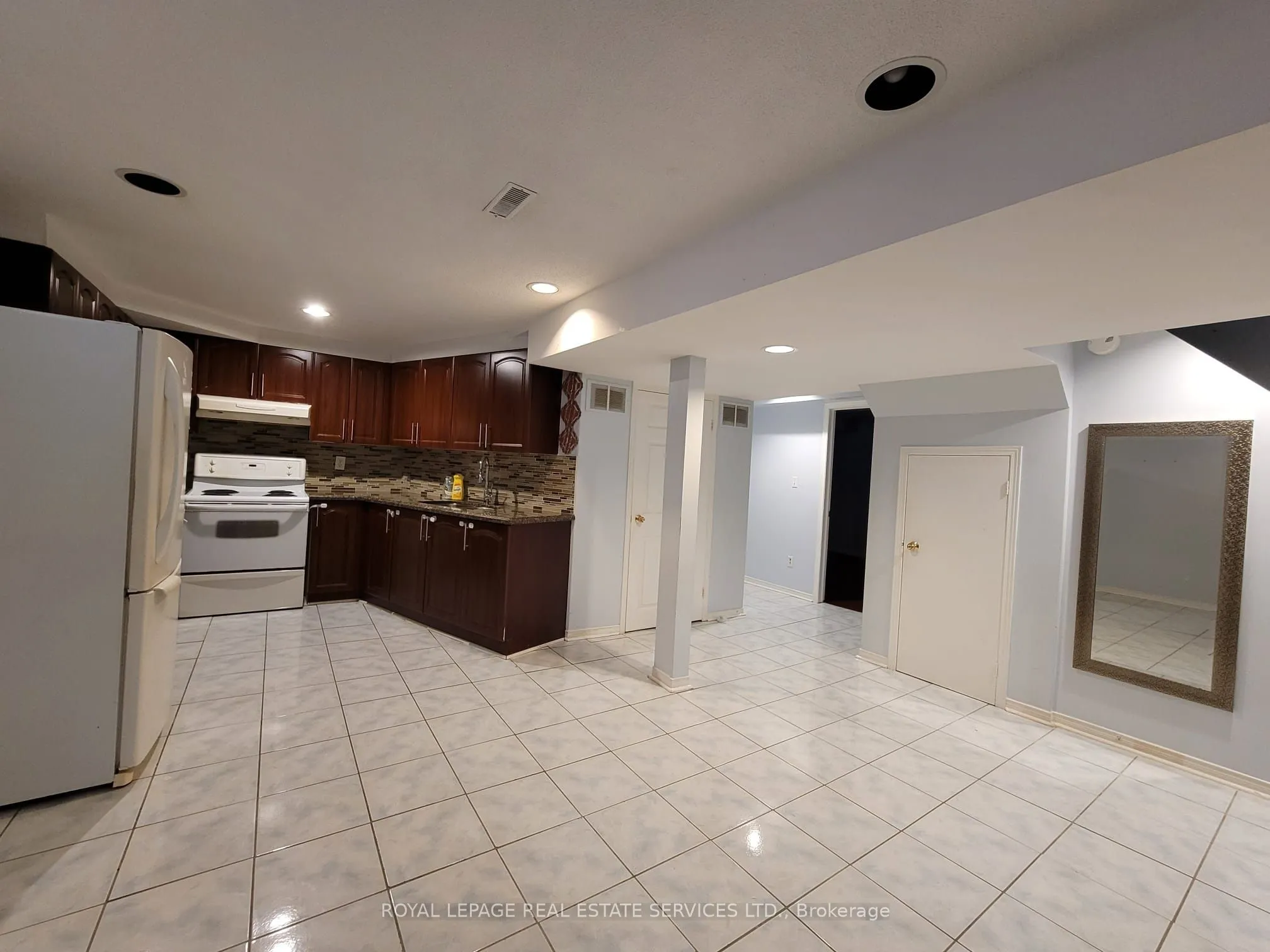 Detached Home For Lease | W13621374