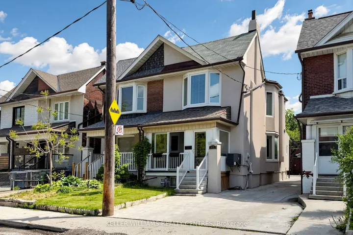 62 Hounslow Heath Road, Toronto W03, ON M6N 1G8