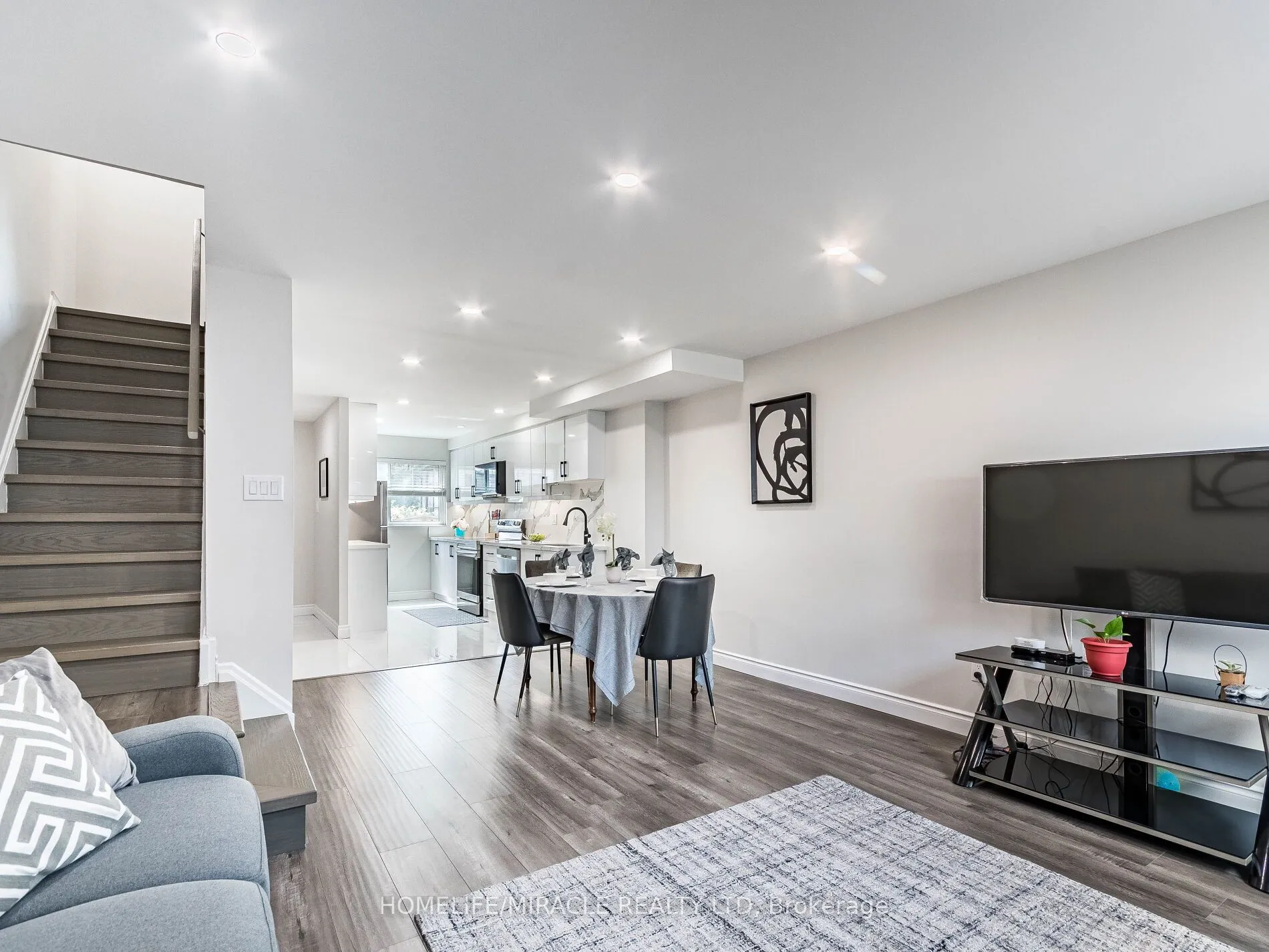 Property For Sale | W13623404