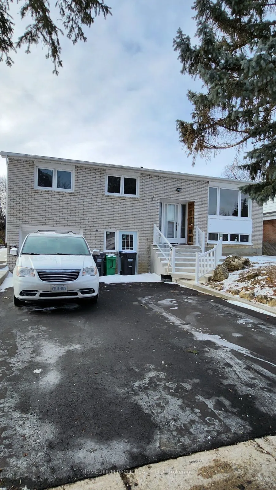 Detached Home For Lease | W13624306