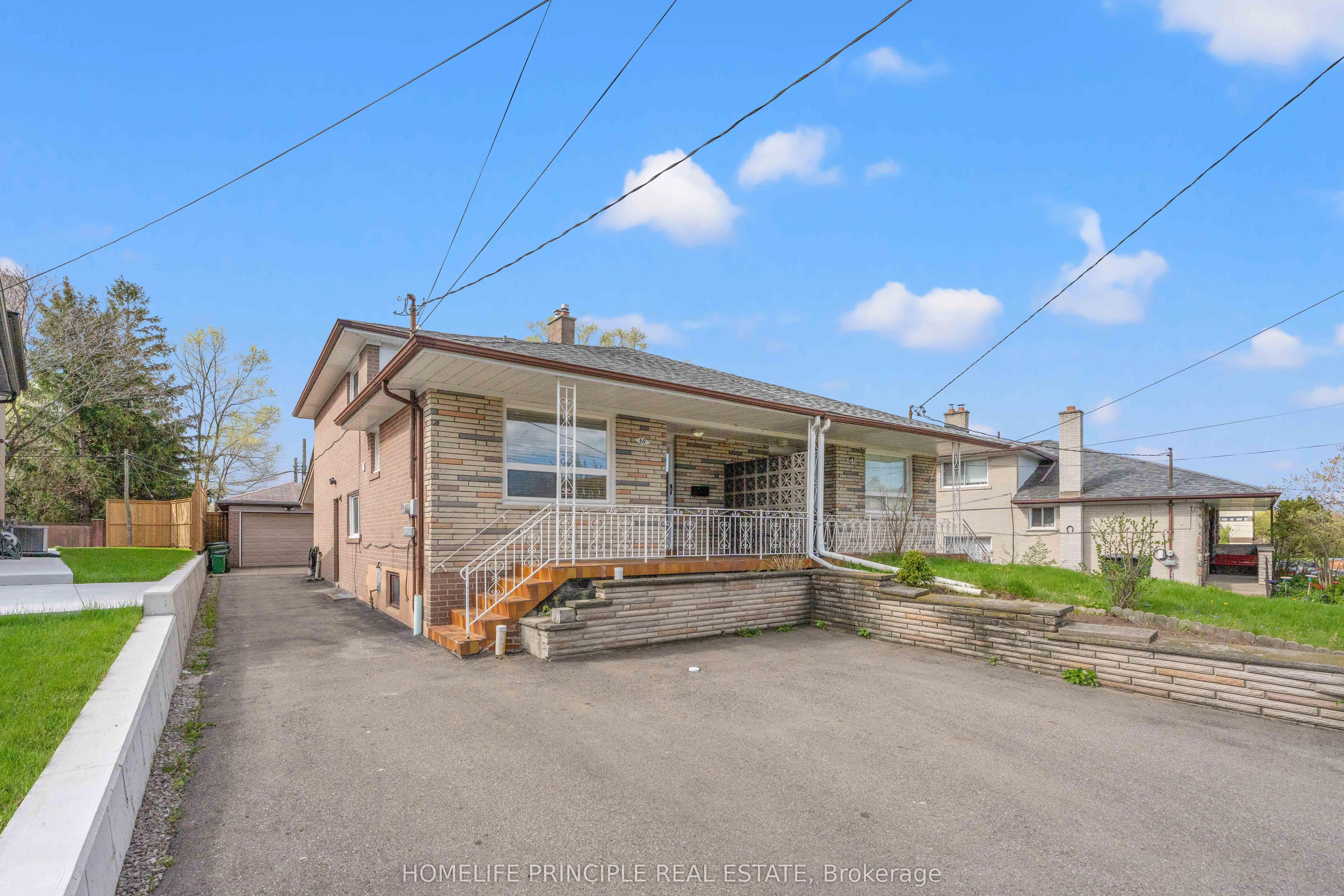 Semi-Detached Home For Lease | W13625532