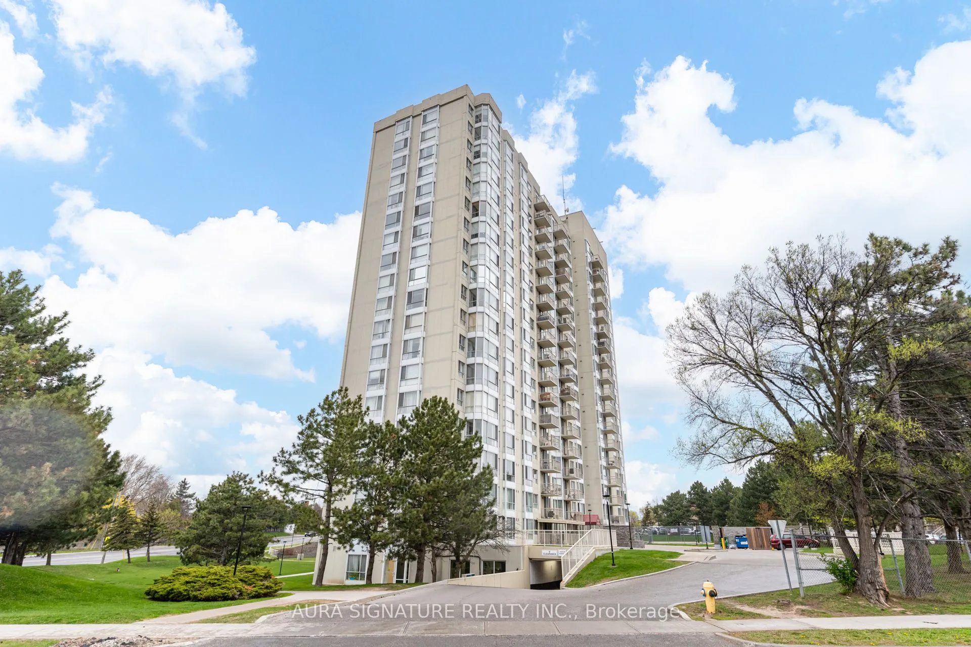 Property For Sale | W13628900