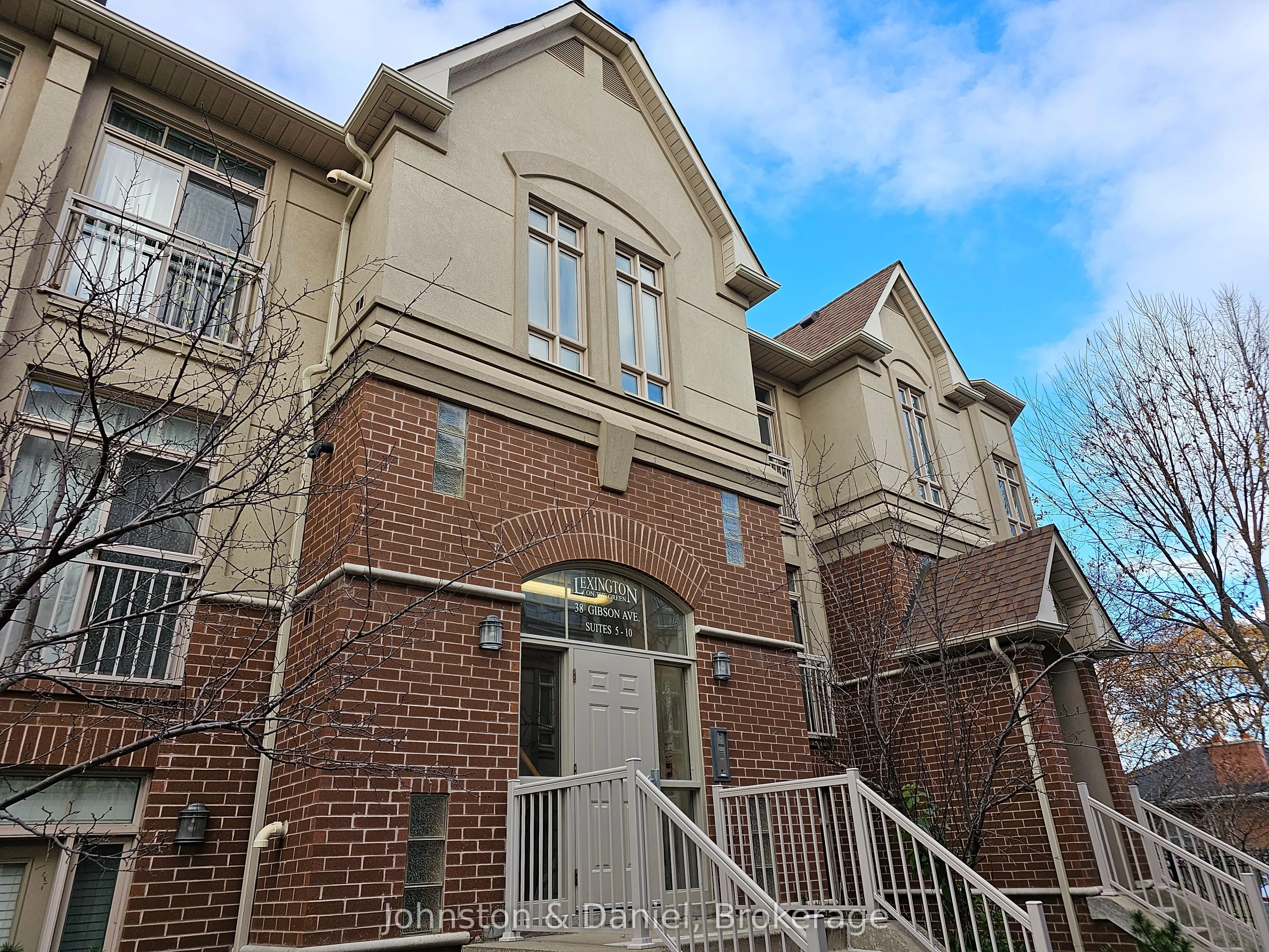 Property For Lease | W13630272