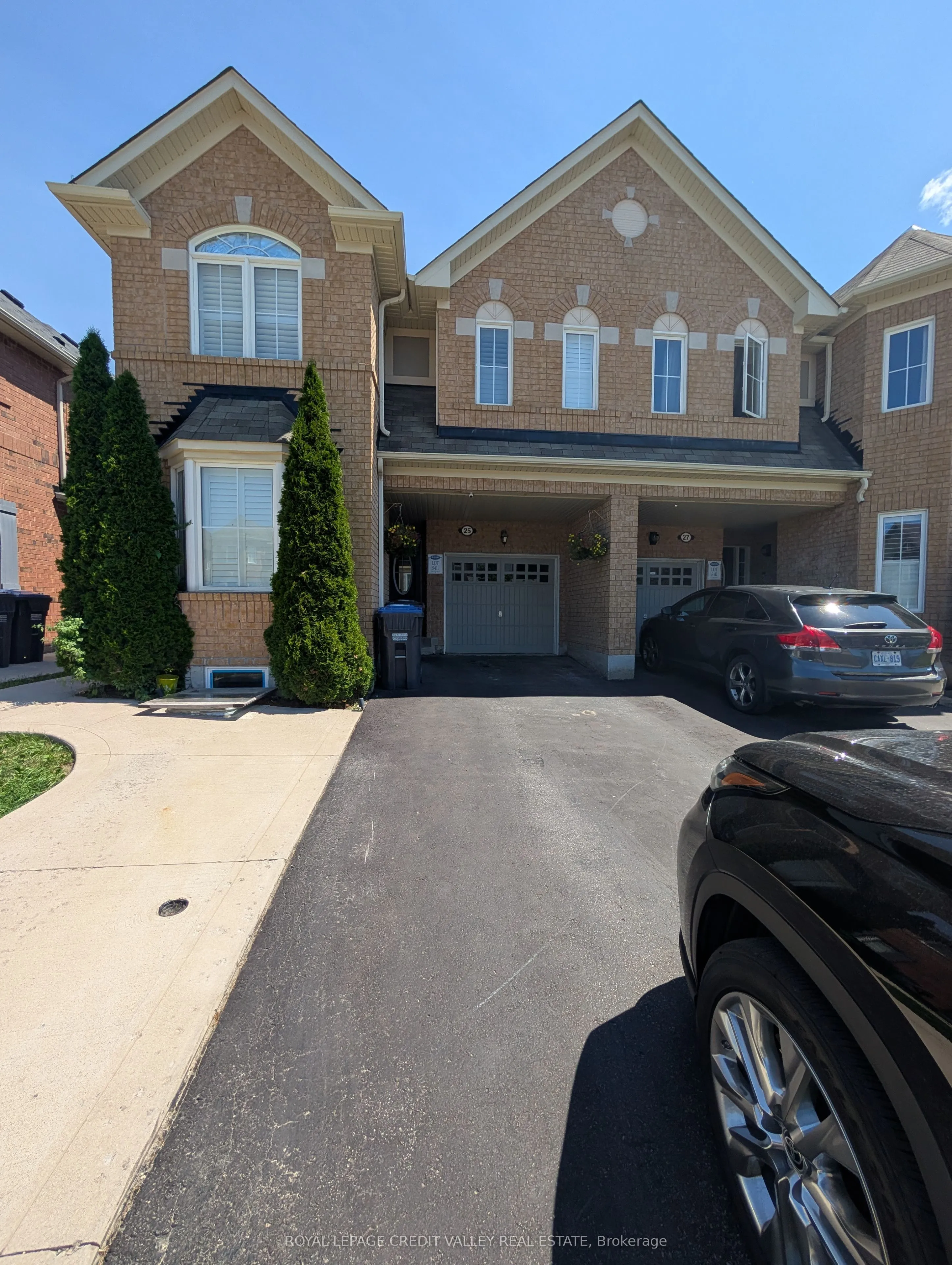 Semi-Detached Home For Lease | W13630424