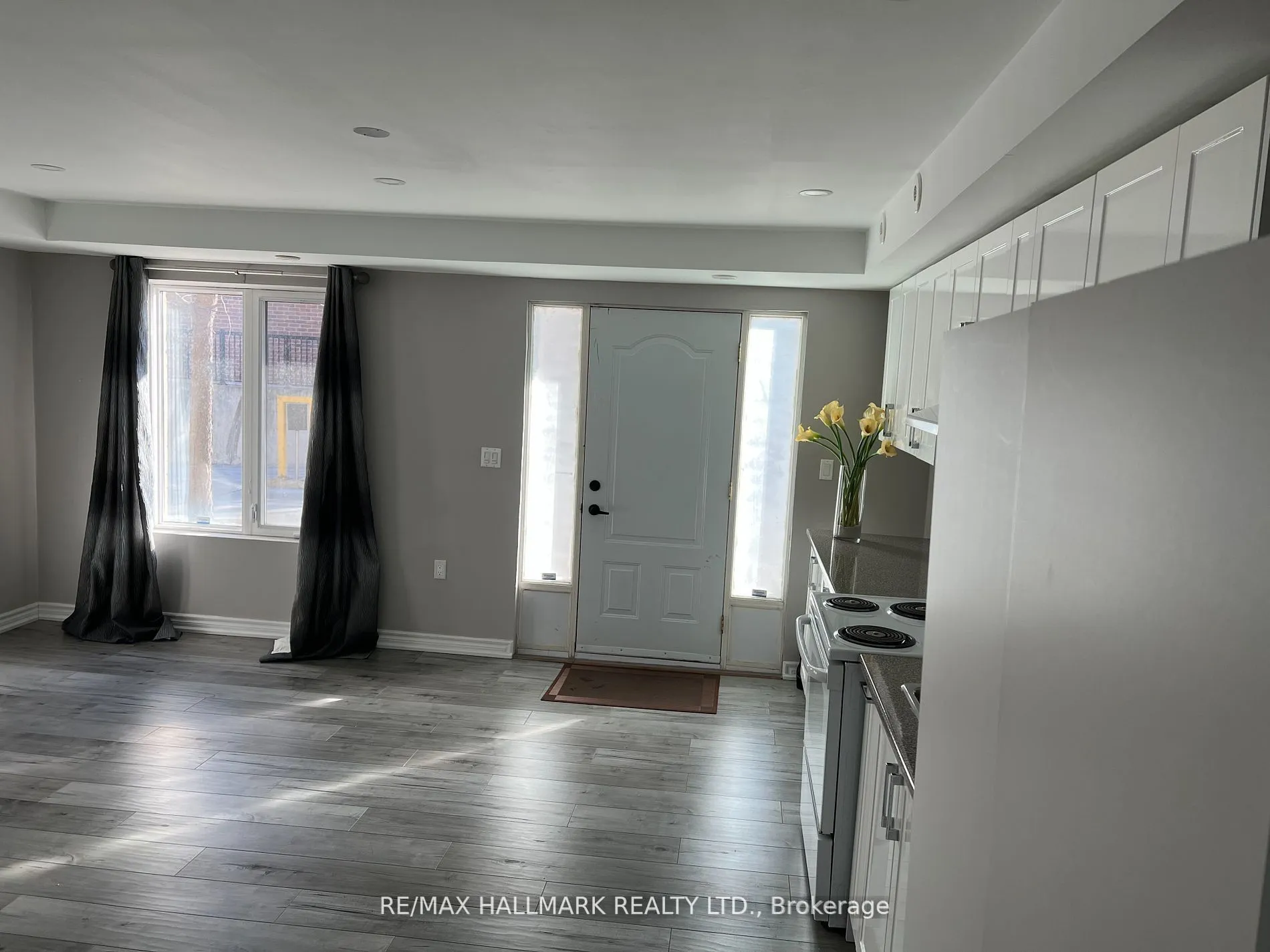 Property For Lease | W13630986