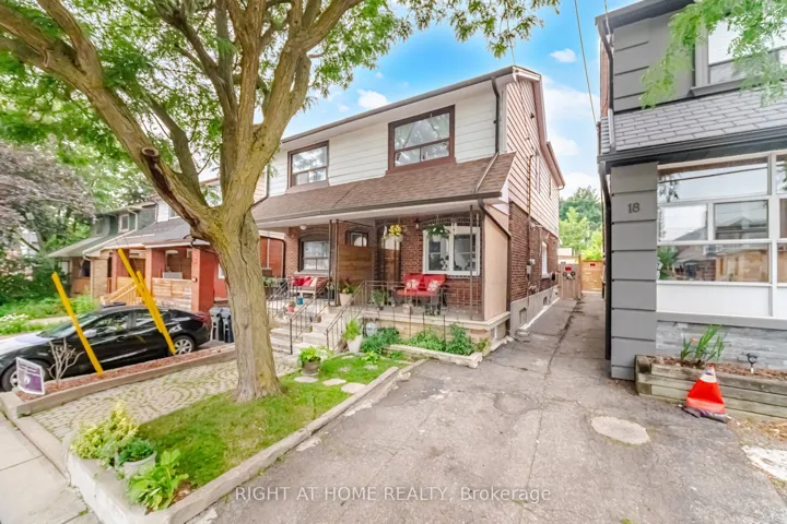 20 Rockwell Avenue, Toronto W03, ON M6N 1N5