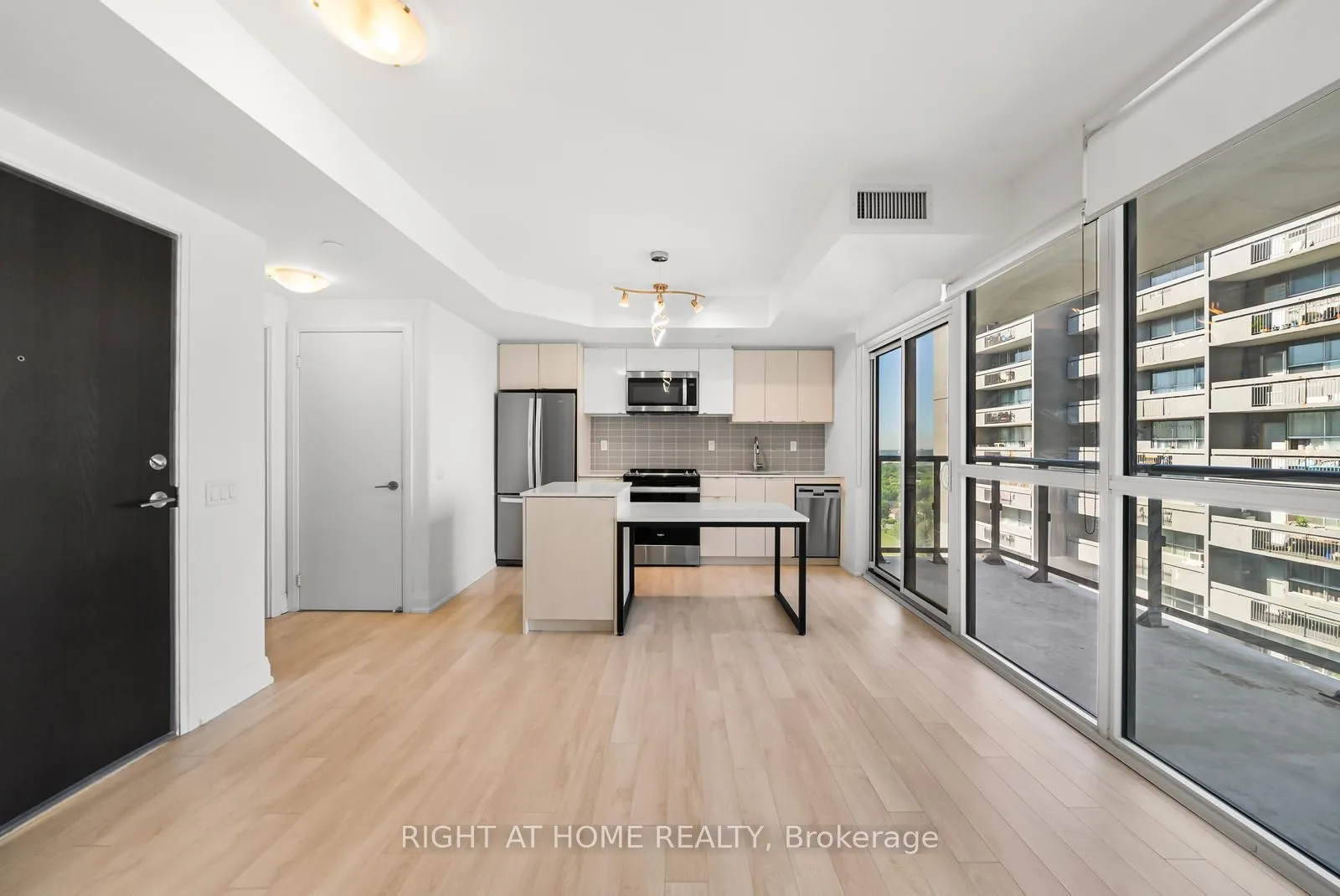 Property For Sale | W13632282
