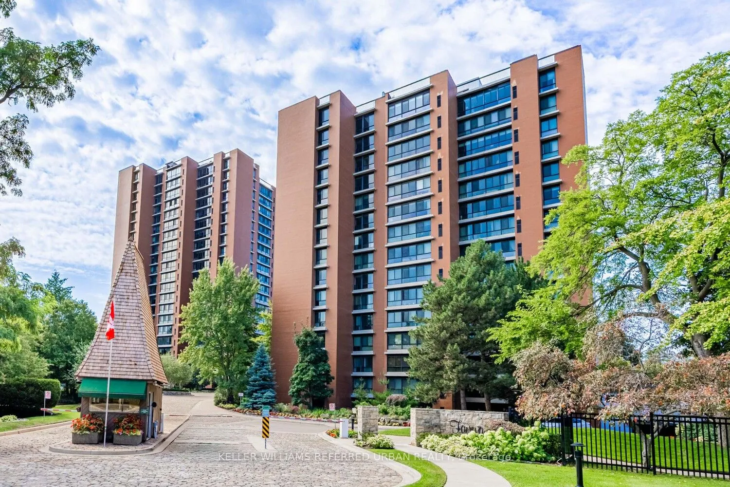 Property For Sale | W13633526