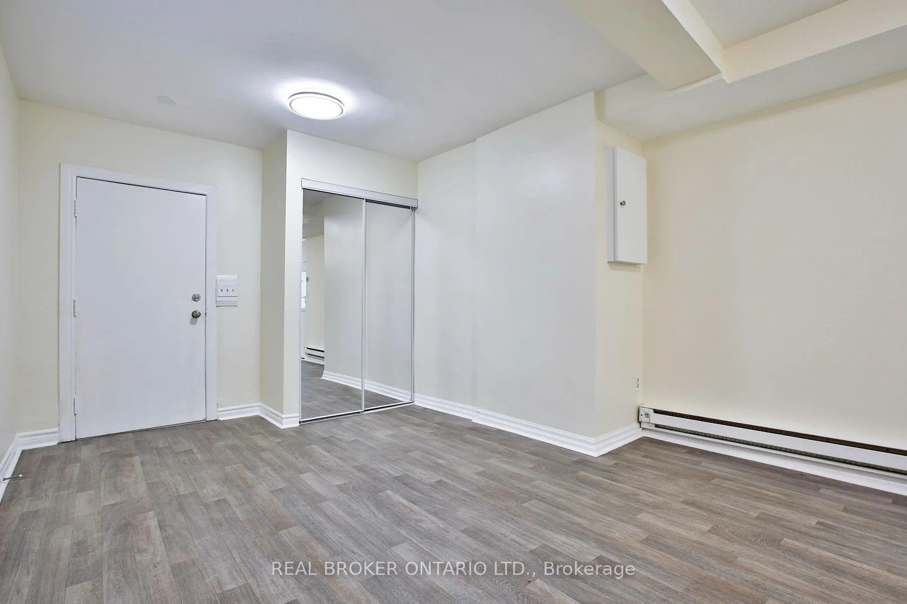 Detached Home For Lease | W13634378