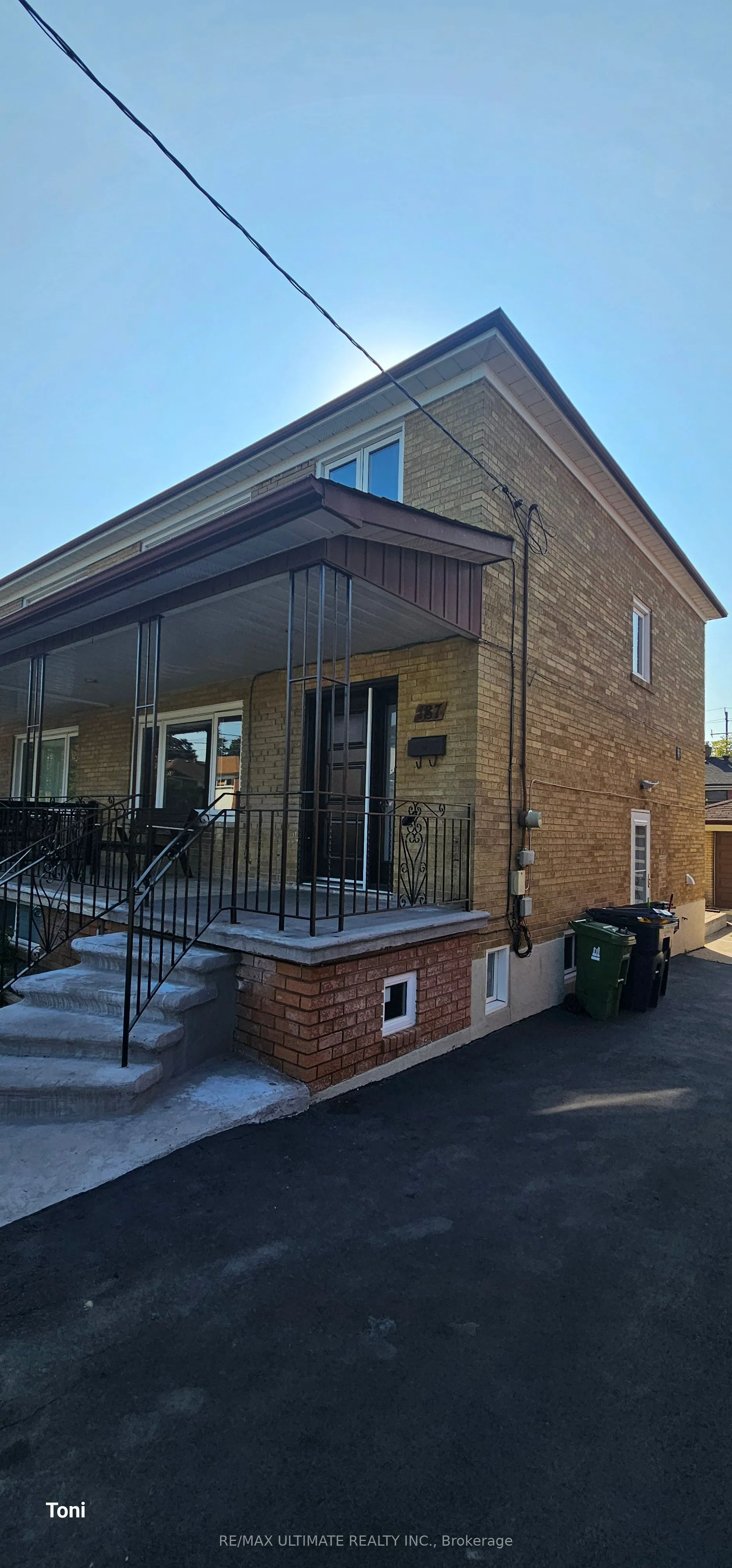 Semi-Detached Home For Lease | W13634460
