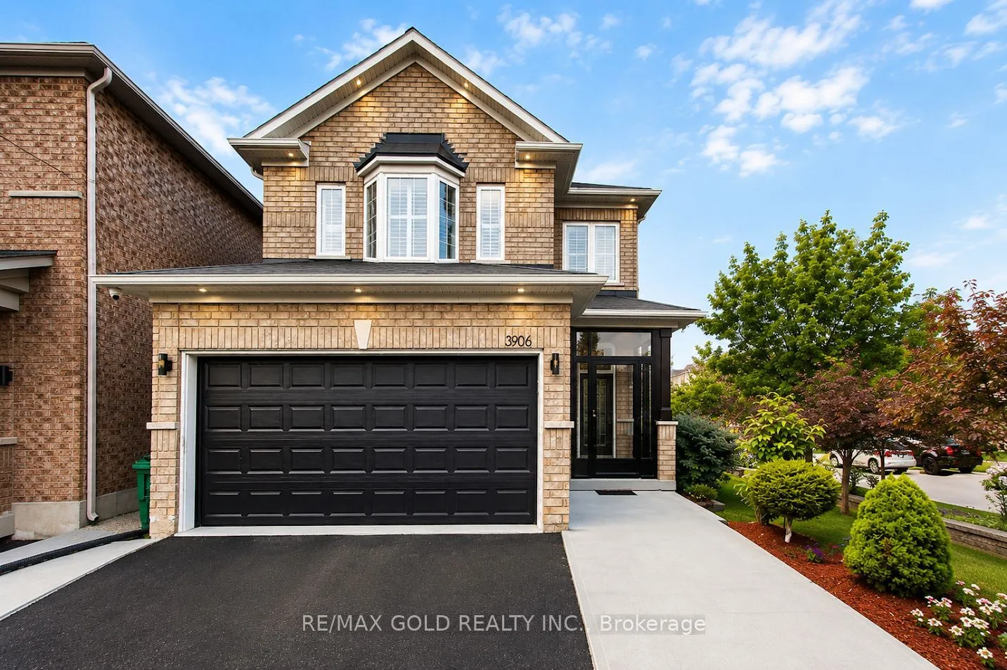 Detached Home For Sale | W13635214