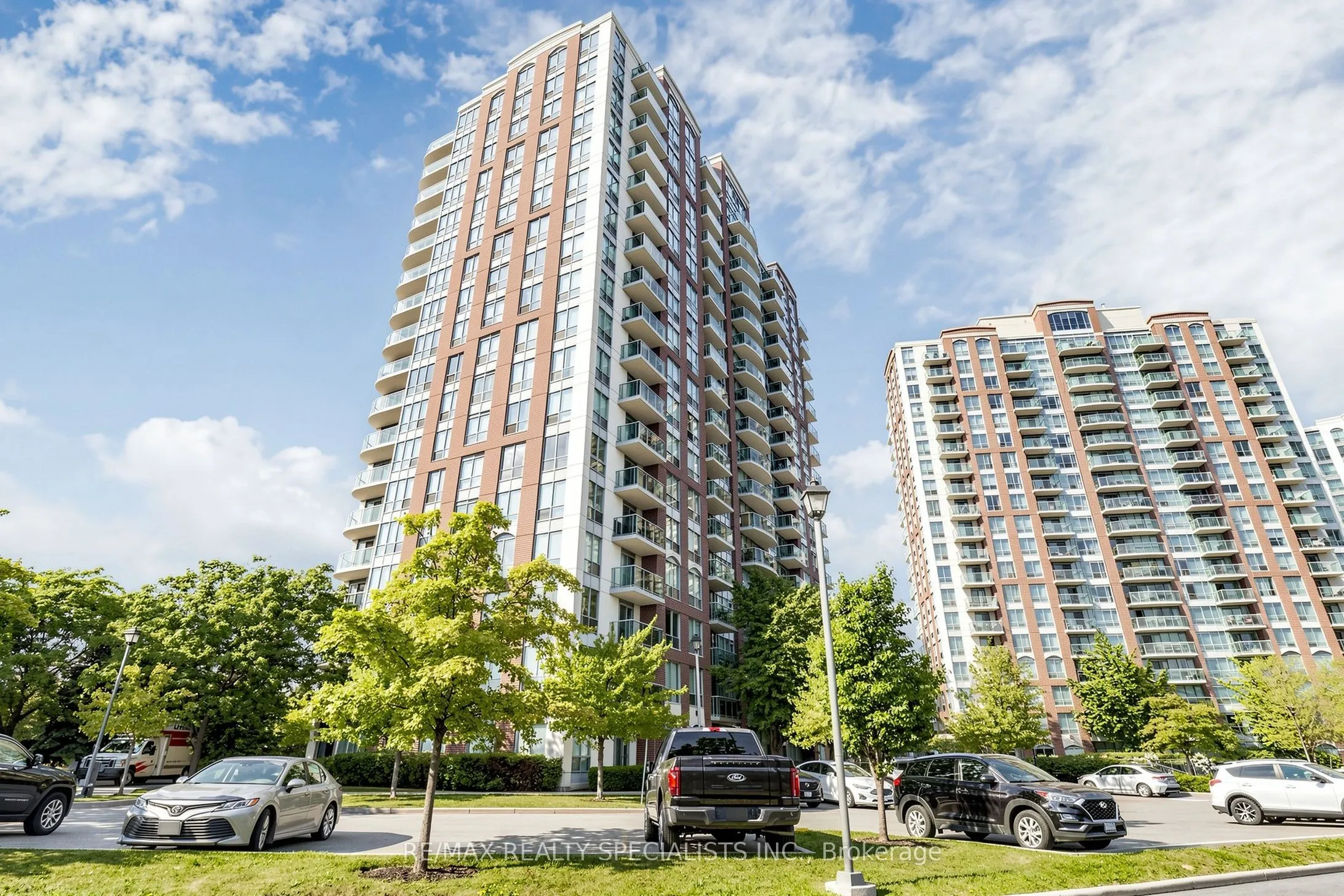 Property For Sale | W13635396