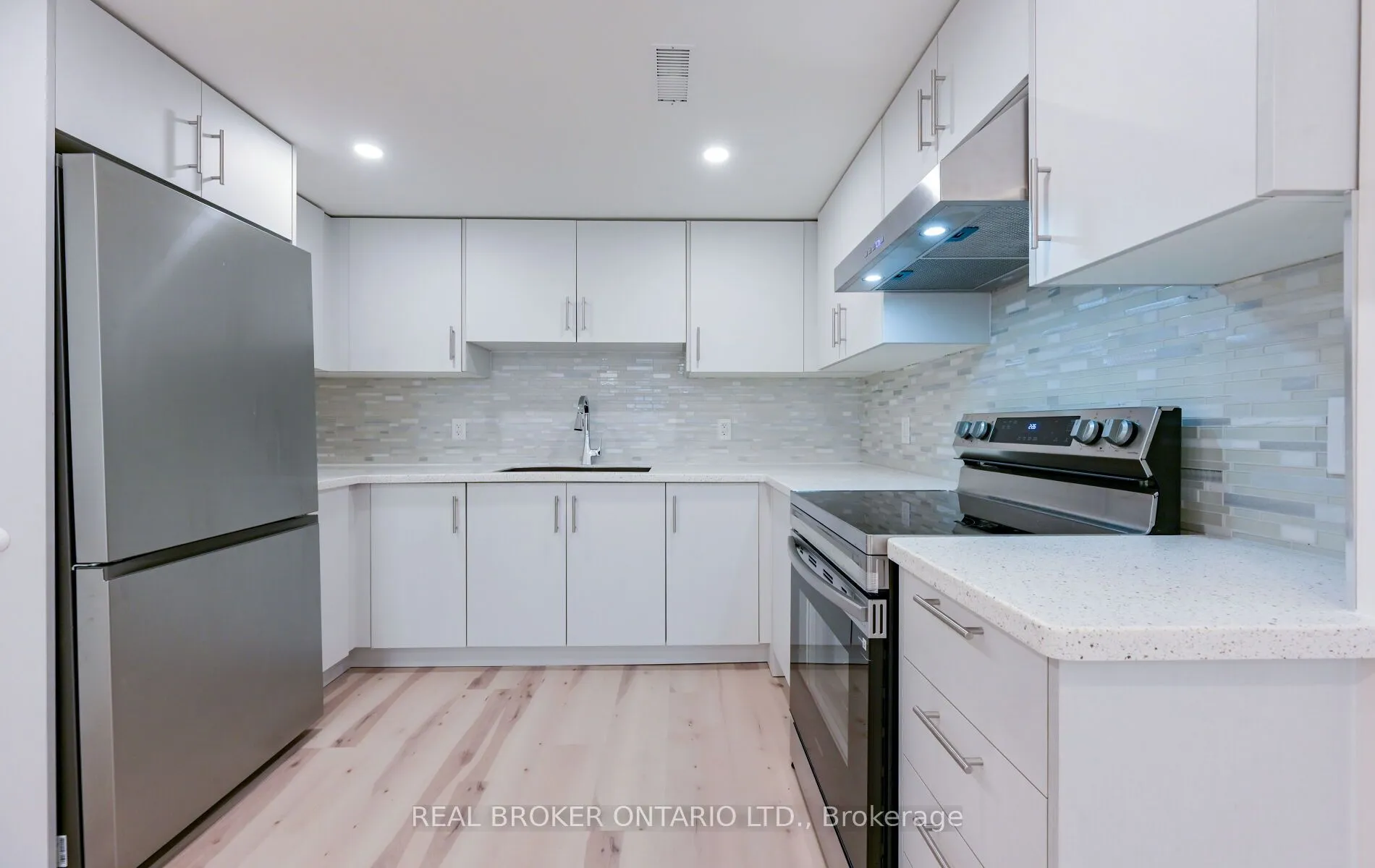 Detached Home For Lease | W13636104