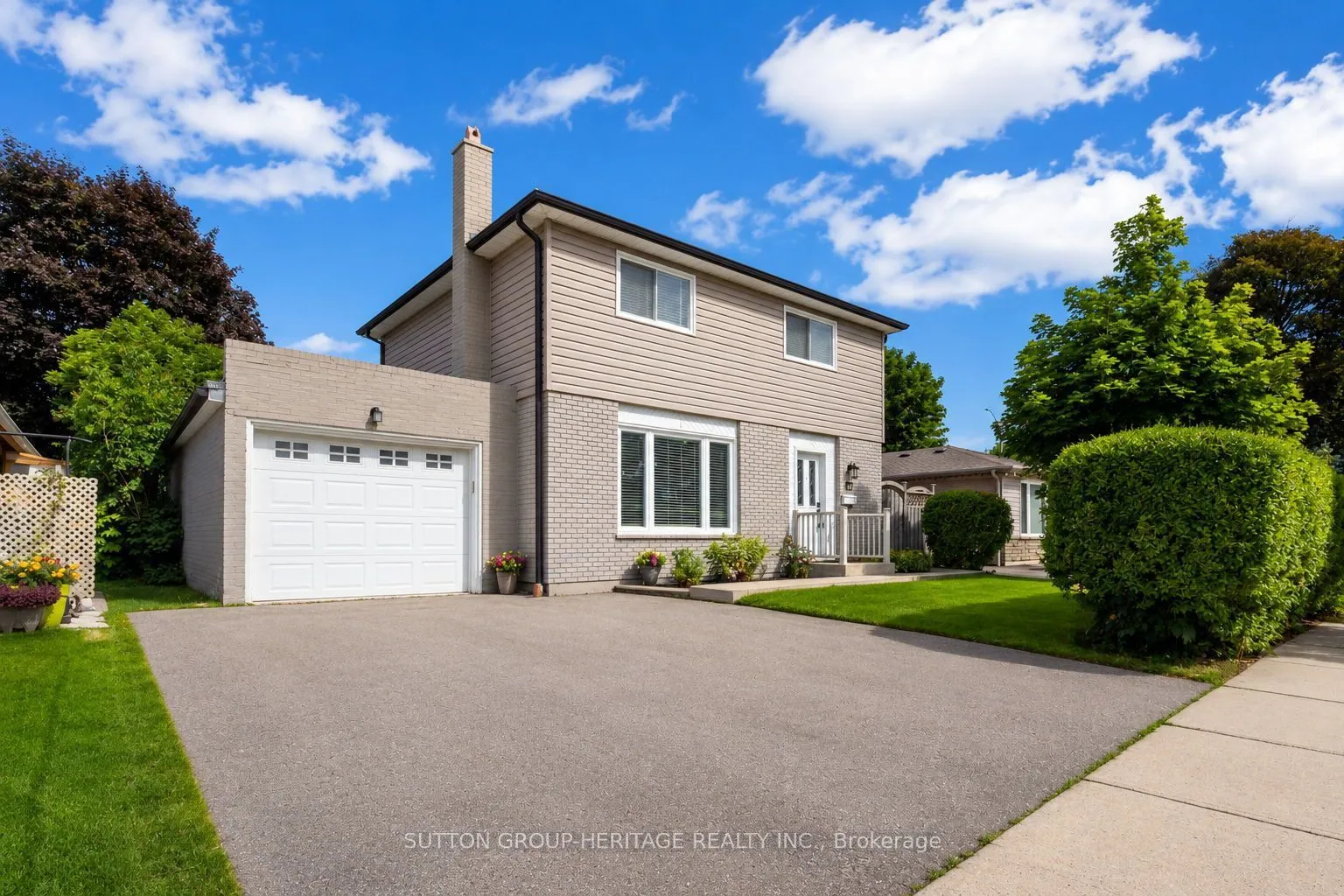 Detached Home For Sale | W13638546