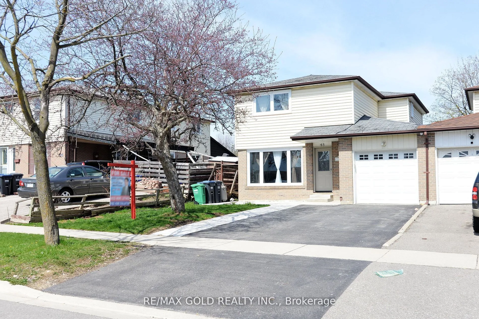 Detached Home For Sale | W13640318