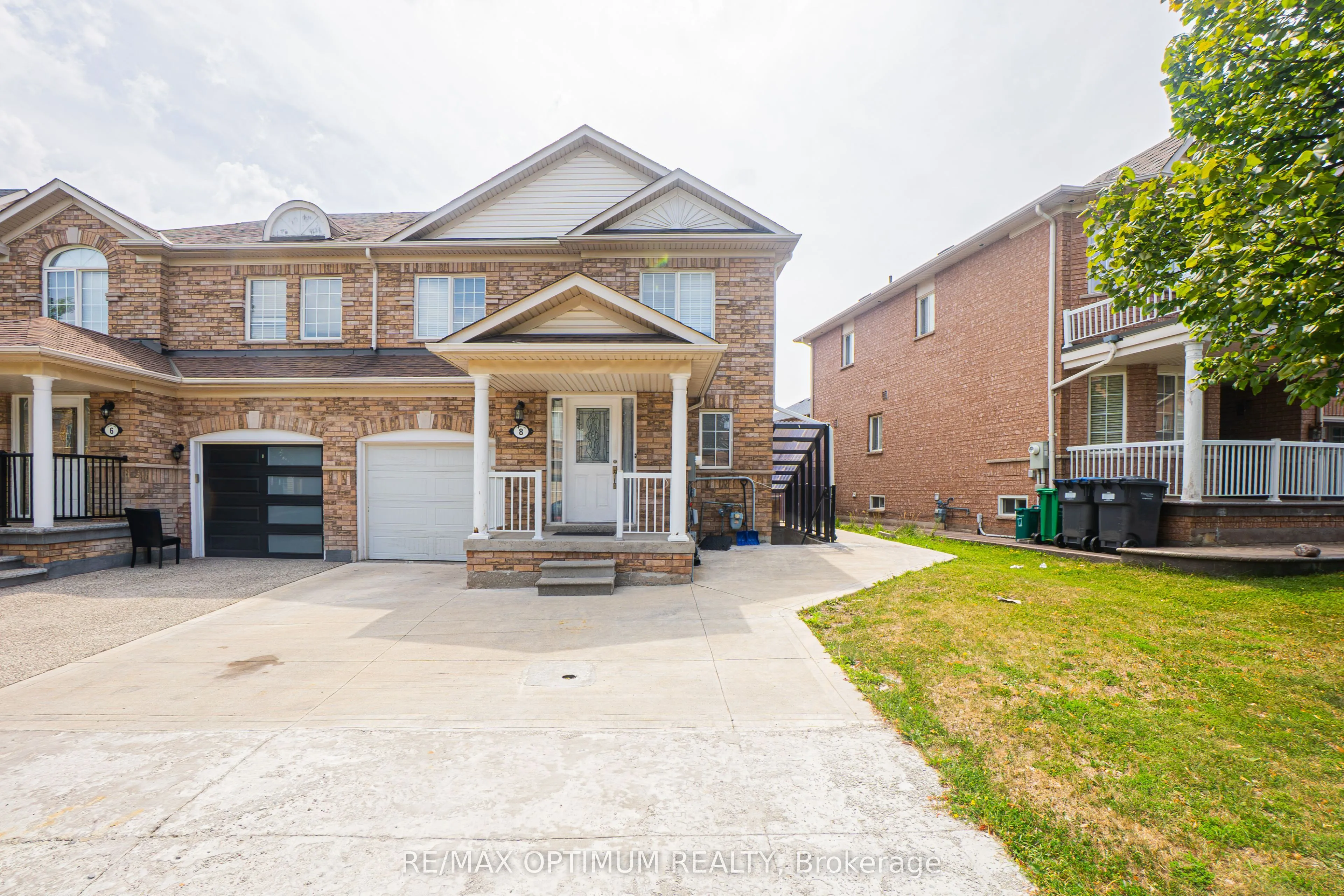 Semi-Detached Home For Lease | W13640398
