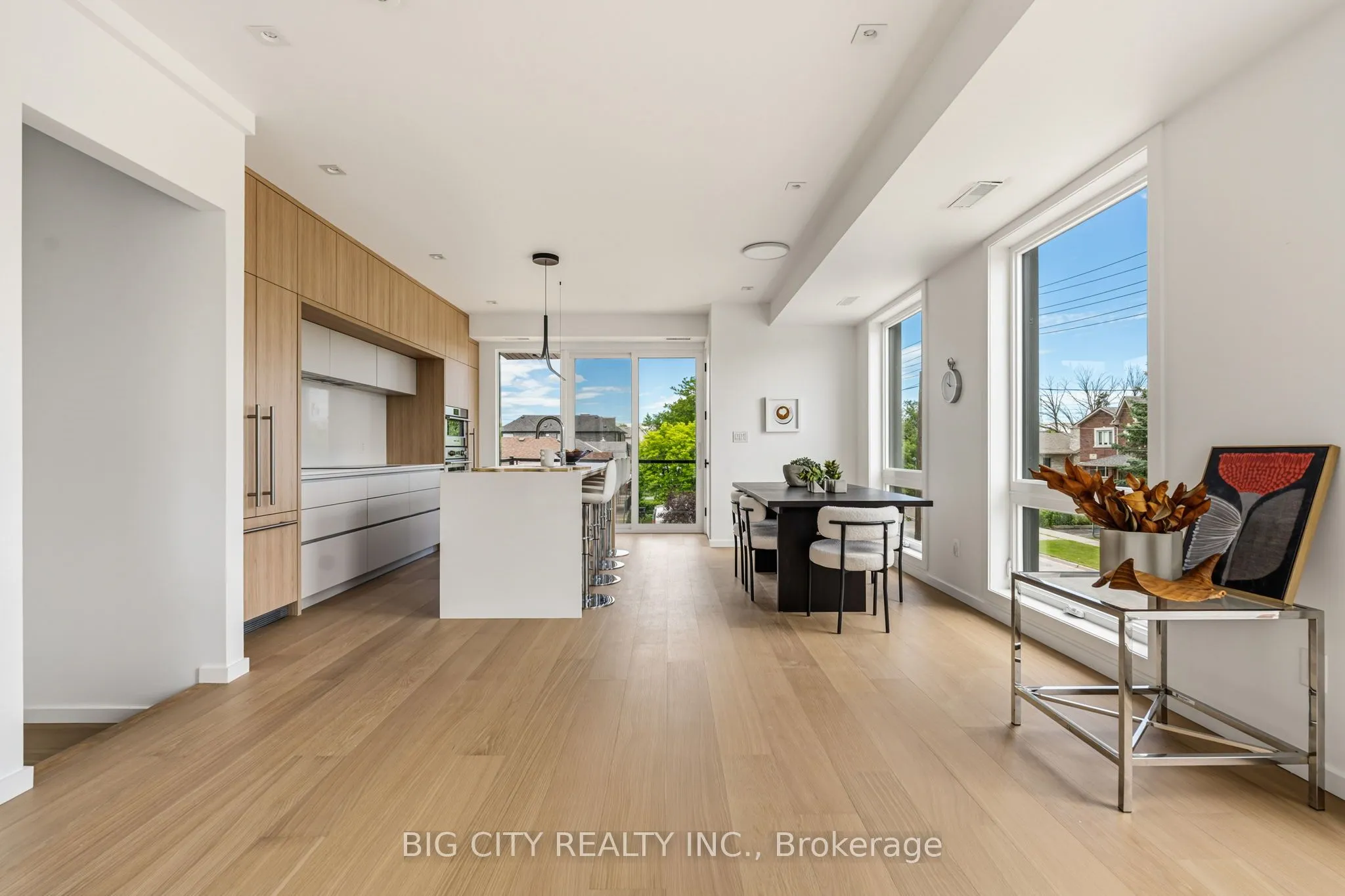 Property For Sale | W13640890