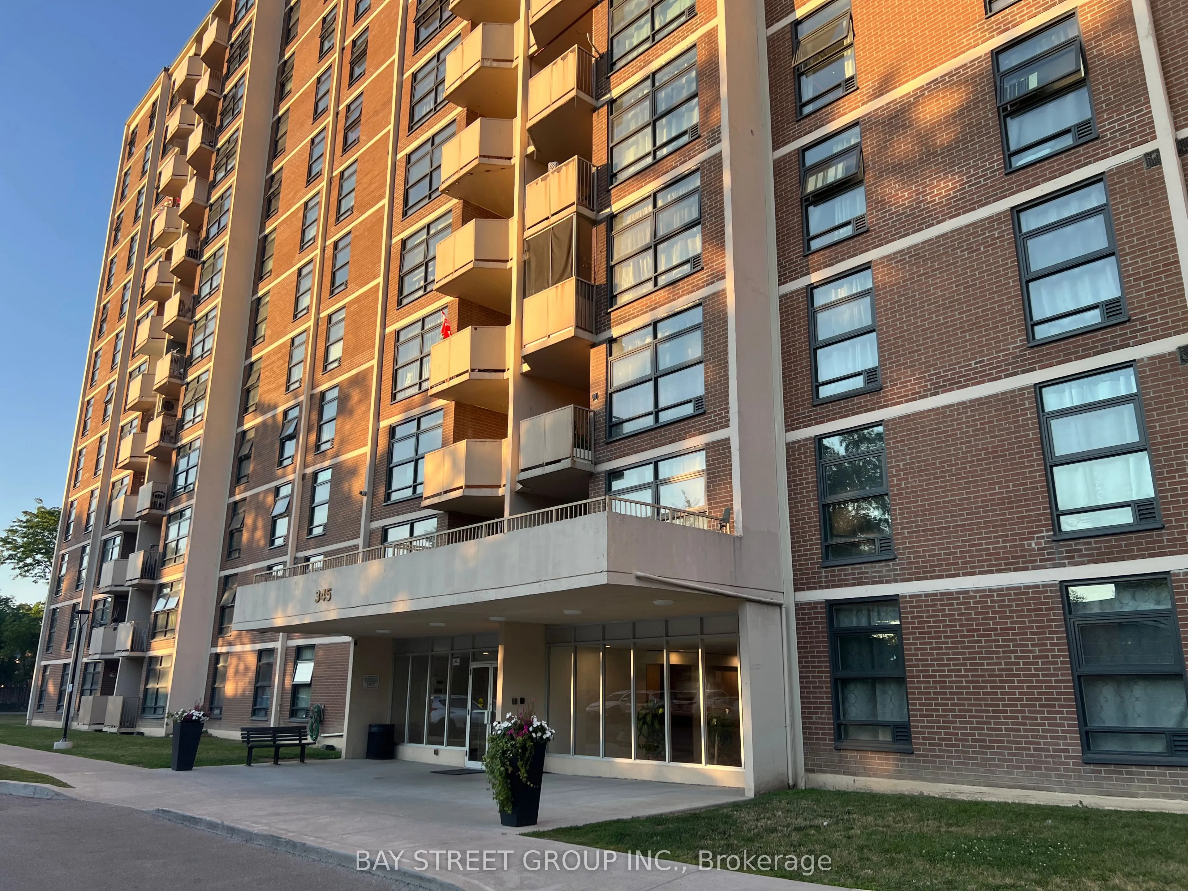 Property For Sale | W13641672