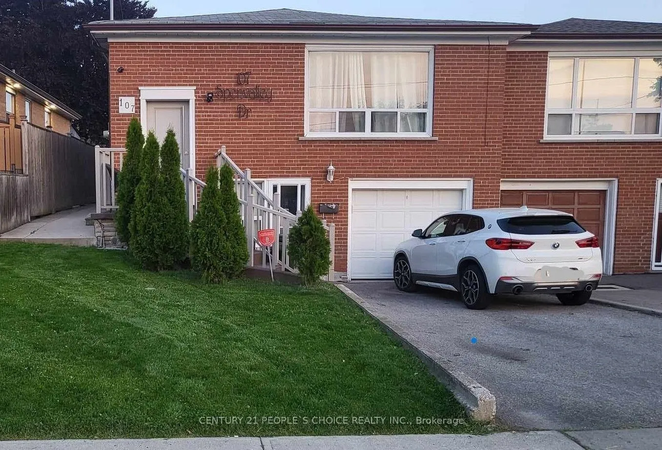 Semi-Detached Home For Lease | W13641896