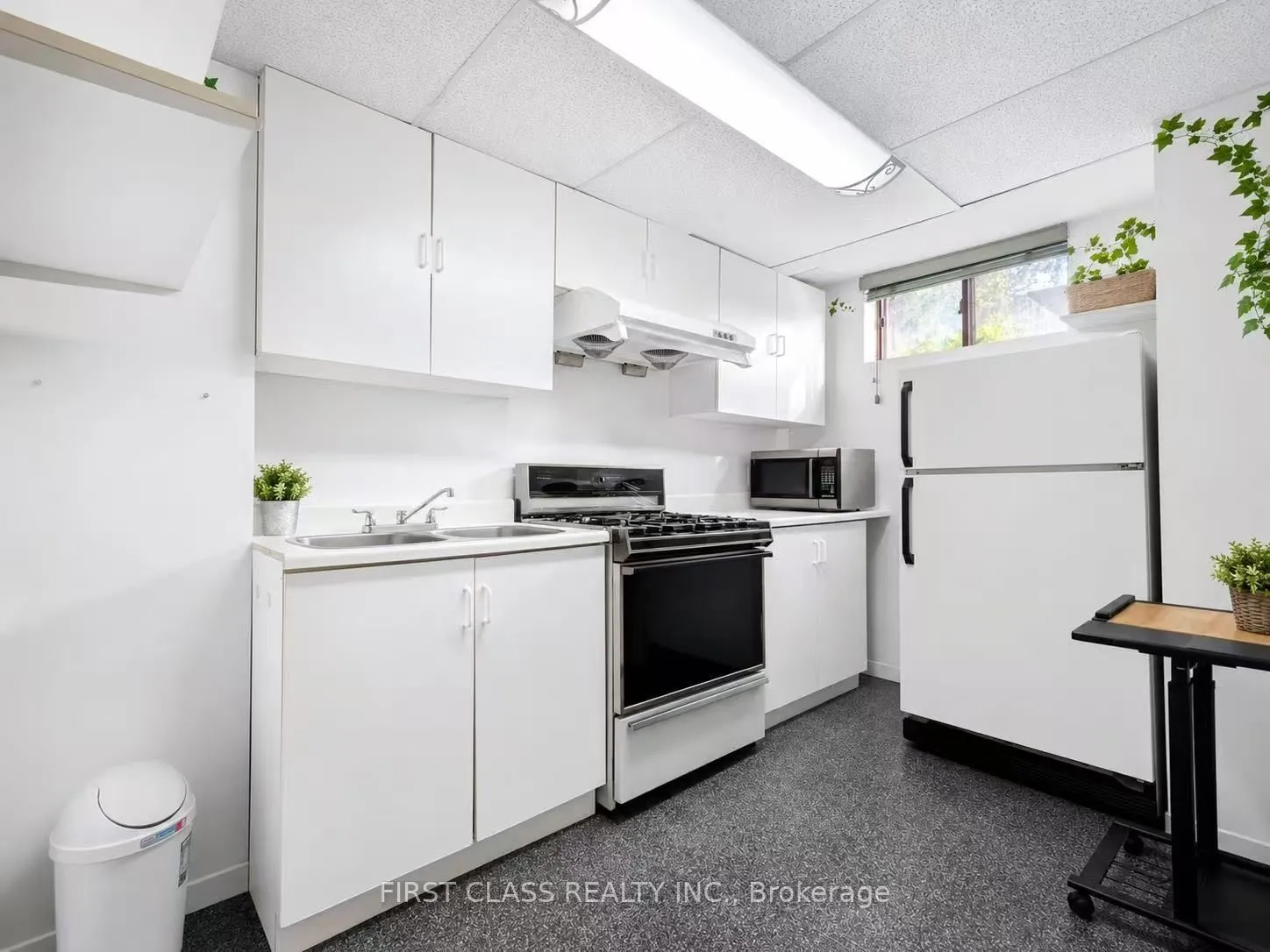 Semi-Detached Home For Lease | W13641914