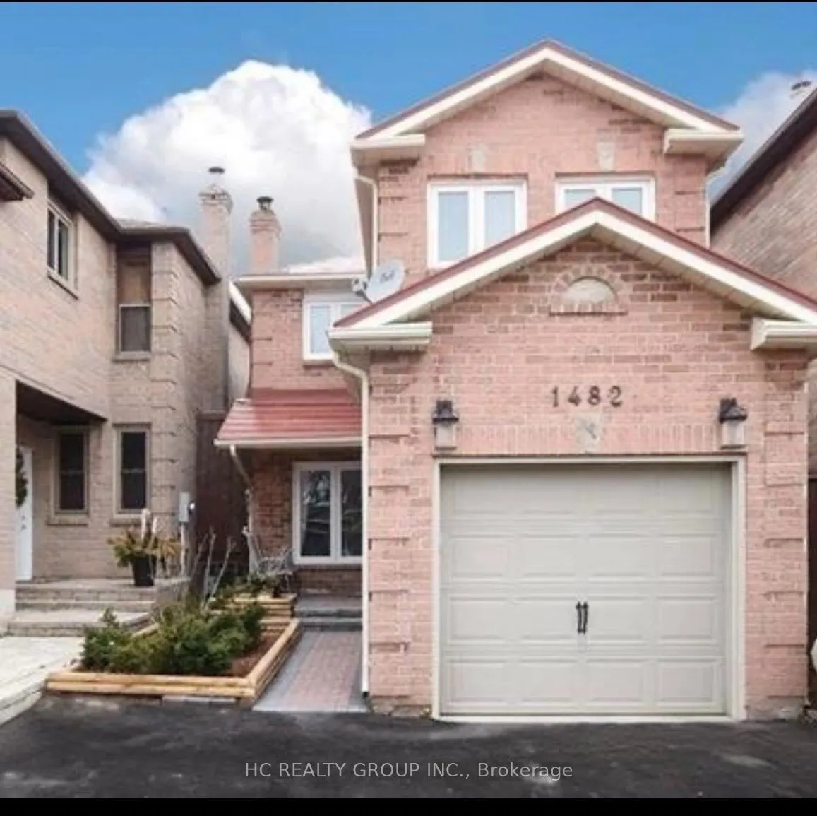 Property For Lease | W13646124