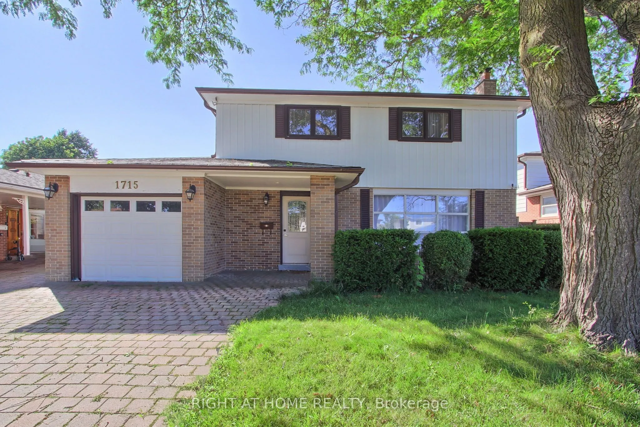 Detached Home For Sale | W13648246