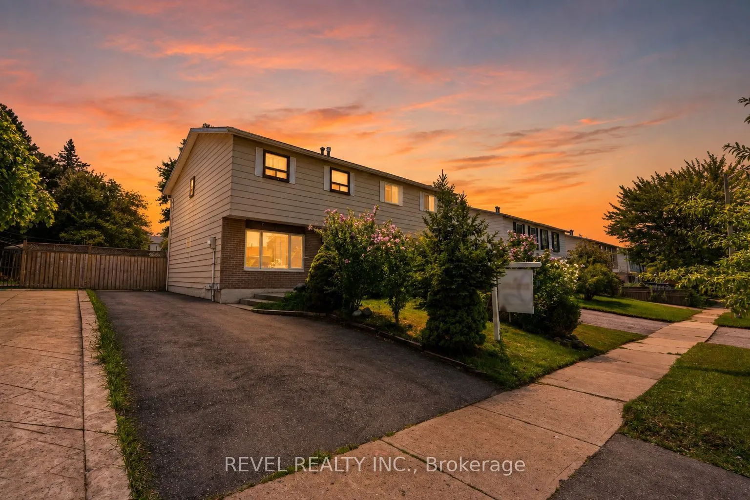 Semi-Detached Home For Sale | W13649636