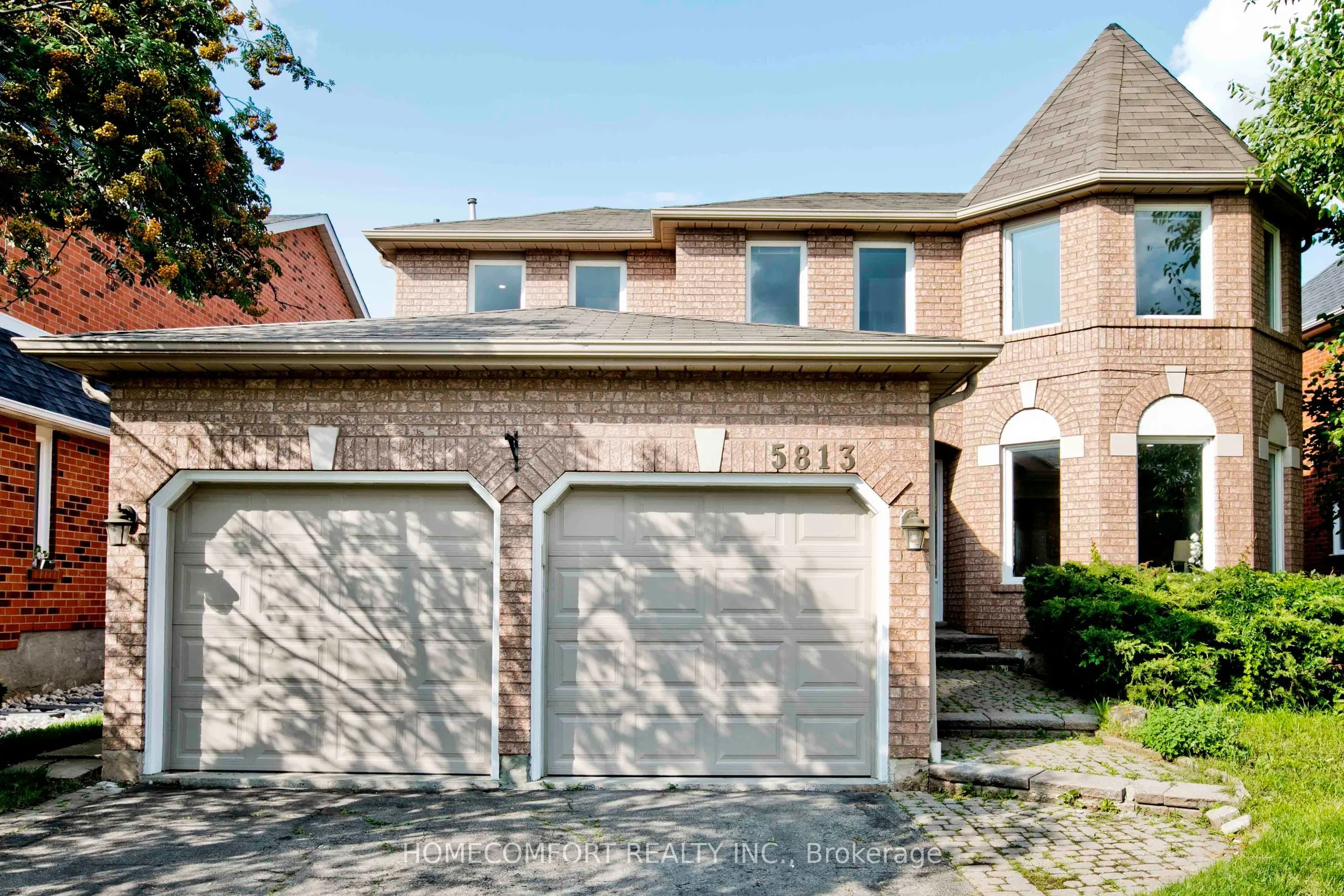 Detached Home For Lease | W13649752