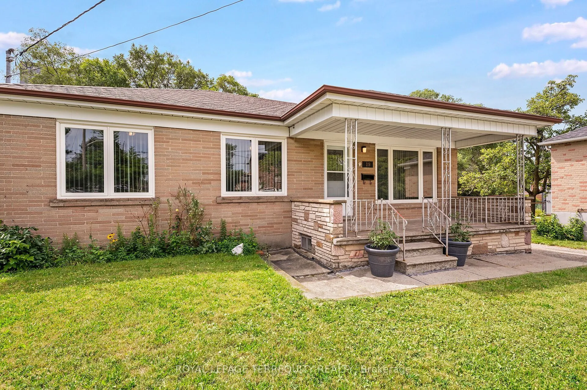 Detached Home For Sale | W13651044