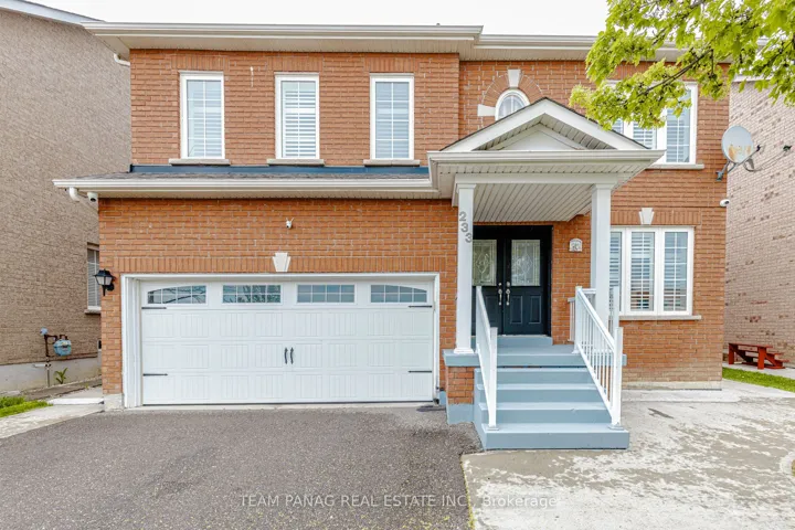 233 Queen Mary Drive, Brampton, ON L7A 3L3