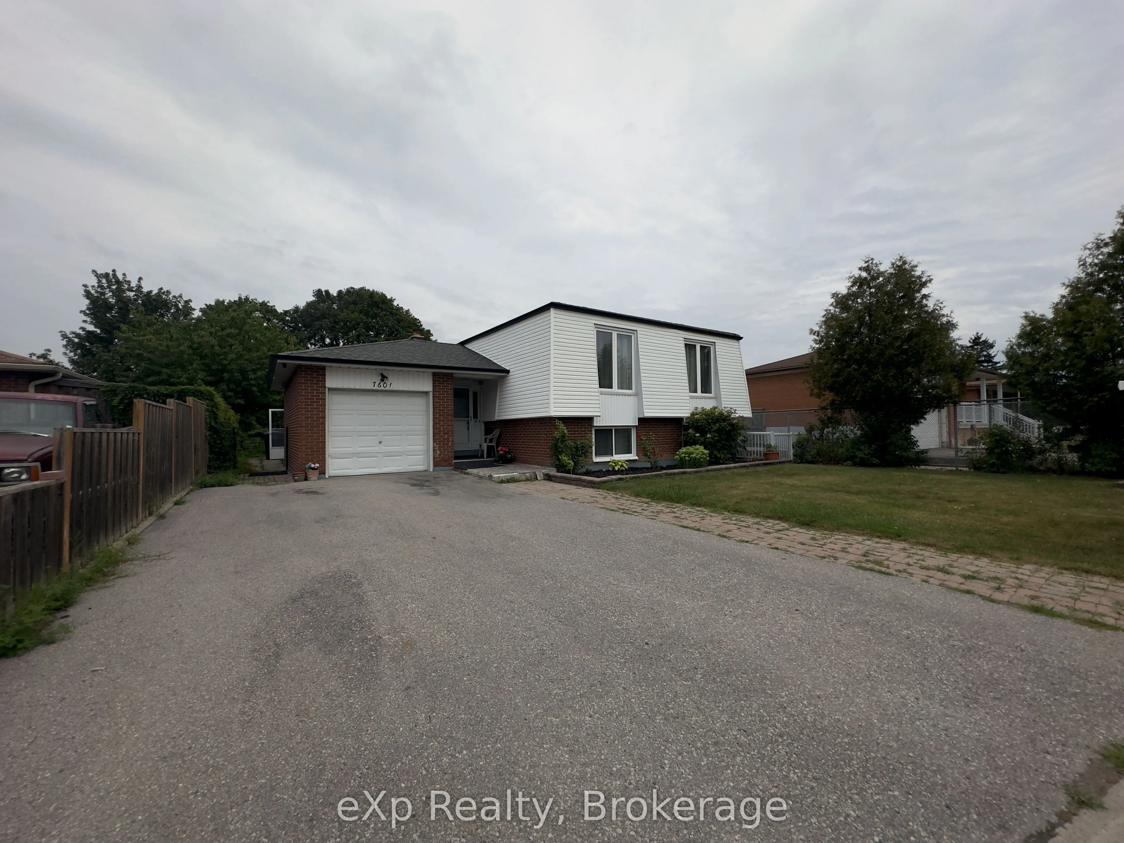 Detached Home For Sale | W13652368