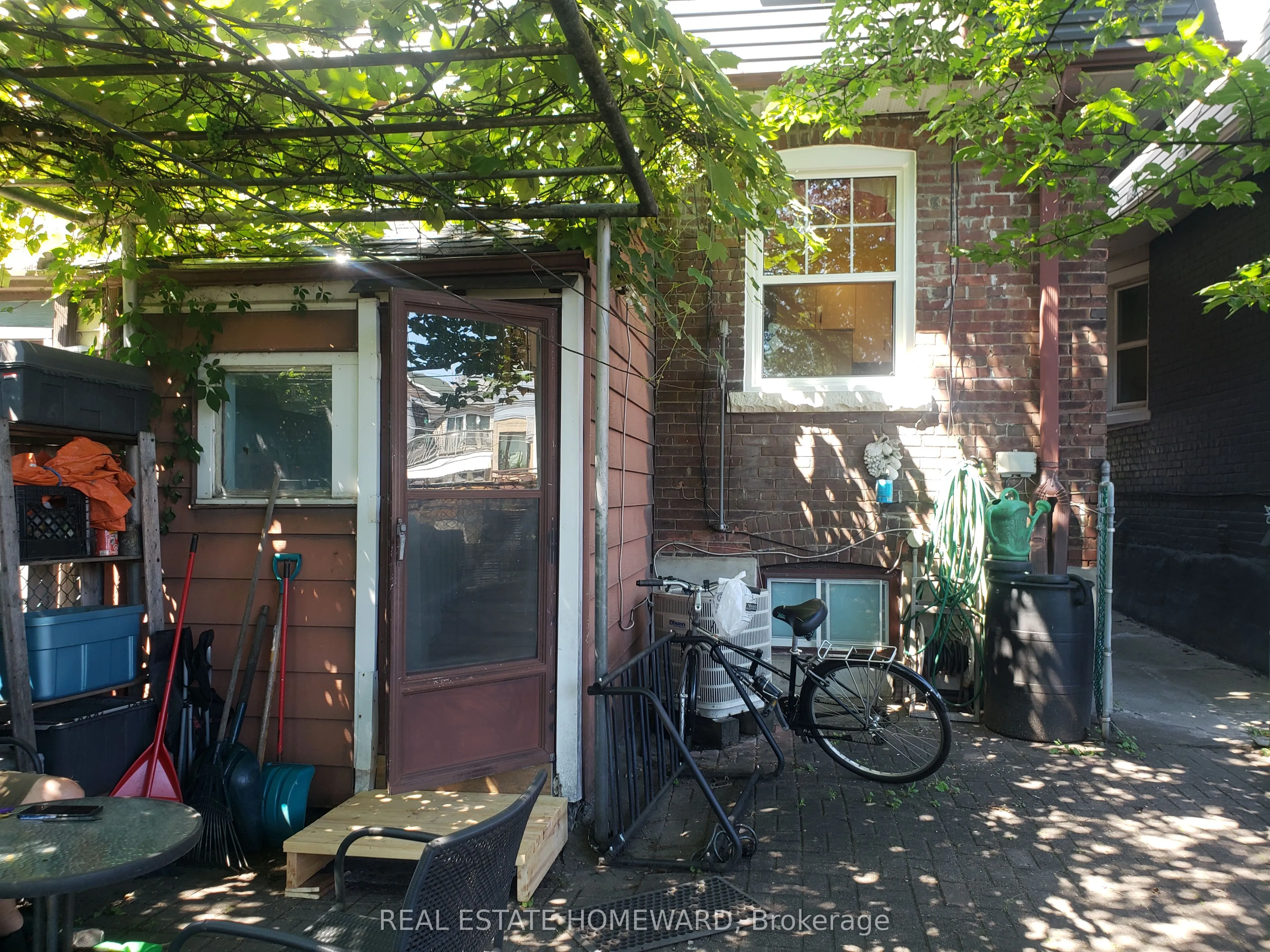 Semi-Detached Home For Lease | W13653488