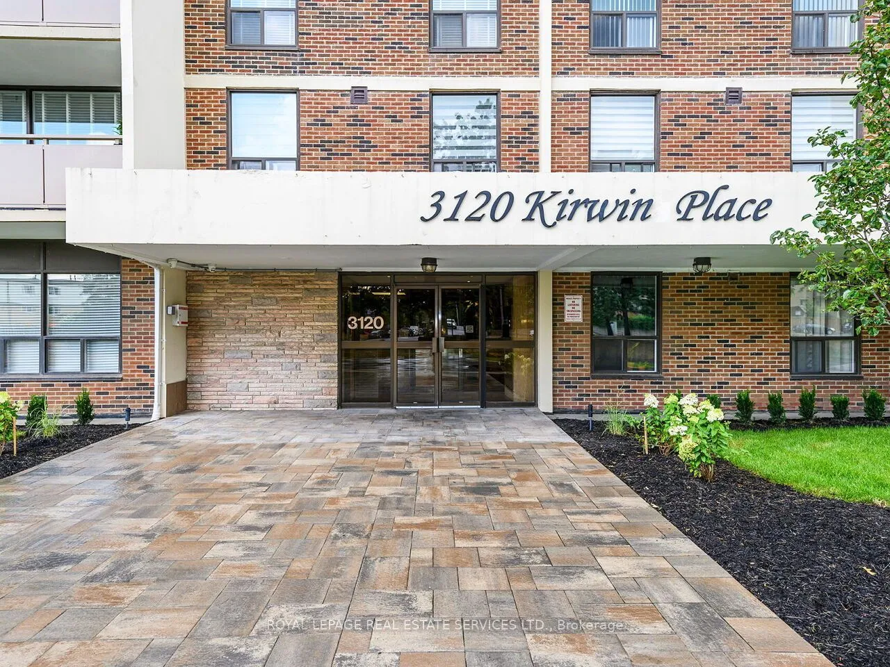 Property For Sale | W13654494